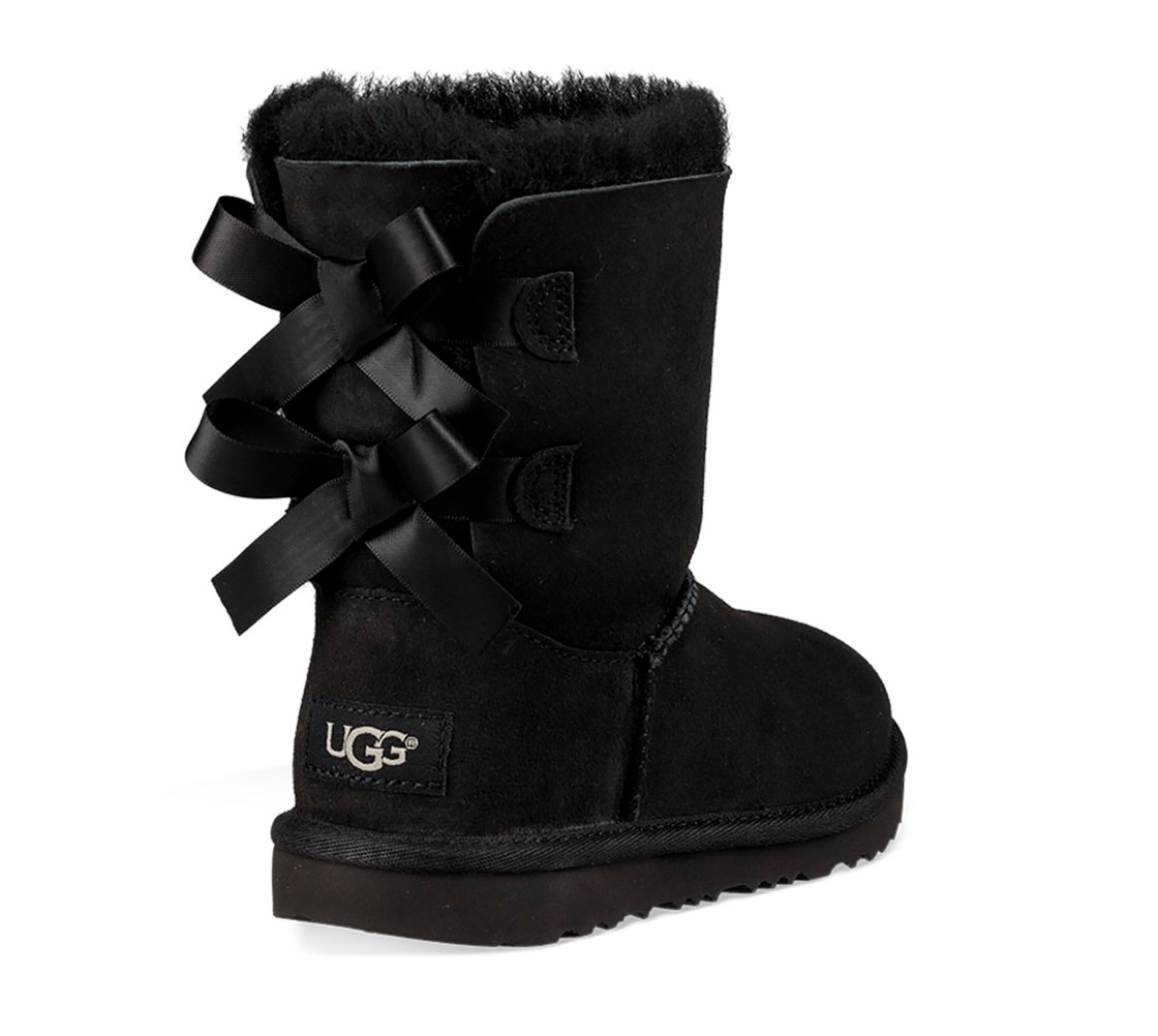 UGG Winterboots »K BAILEY BOW II«, Schlupfboots, Winterstiefel, Snowboots mit Schleifchen aus Satinband