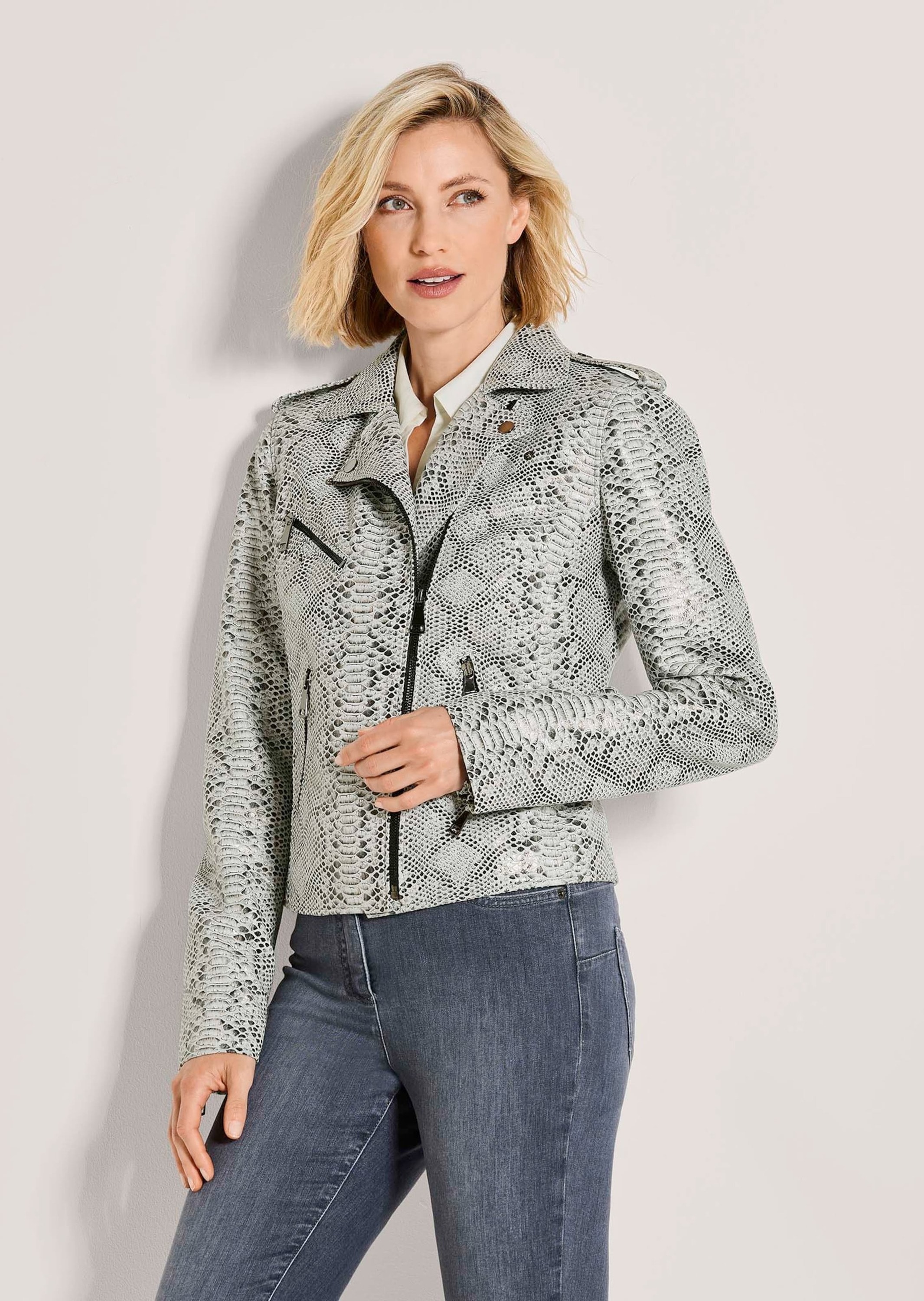 MADELEINE Jeansjacke »Lederjacke Kurzjacke mit Animal-Muster« Schlangenprint