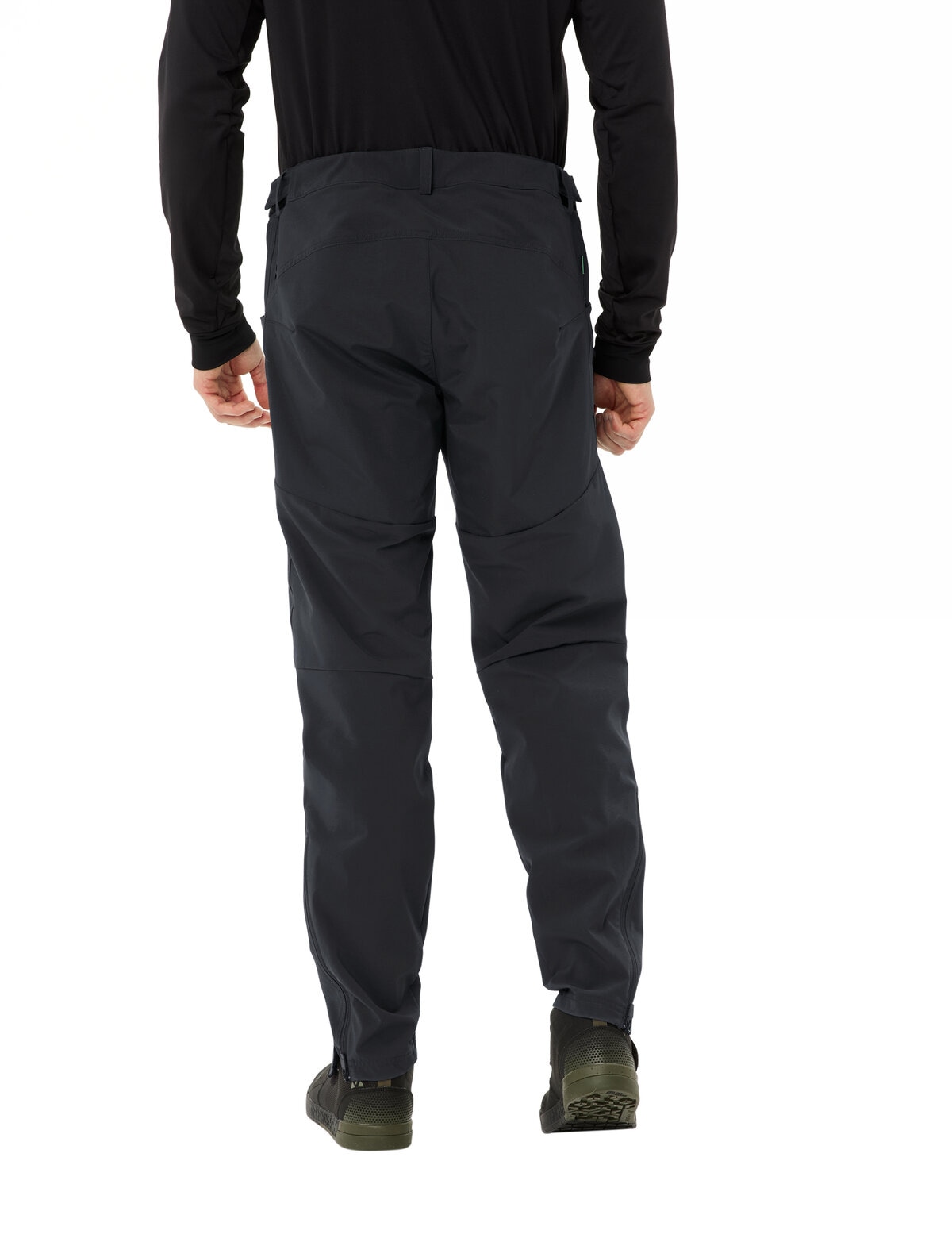 VAUDE Softshellhose »MEN'S QIMSA LIGHT SOFTSHELL PANTS II«  windabweisendes Material, wasserdichter Einsatz am Gesäß
