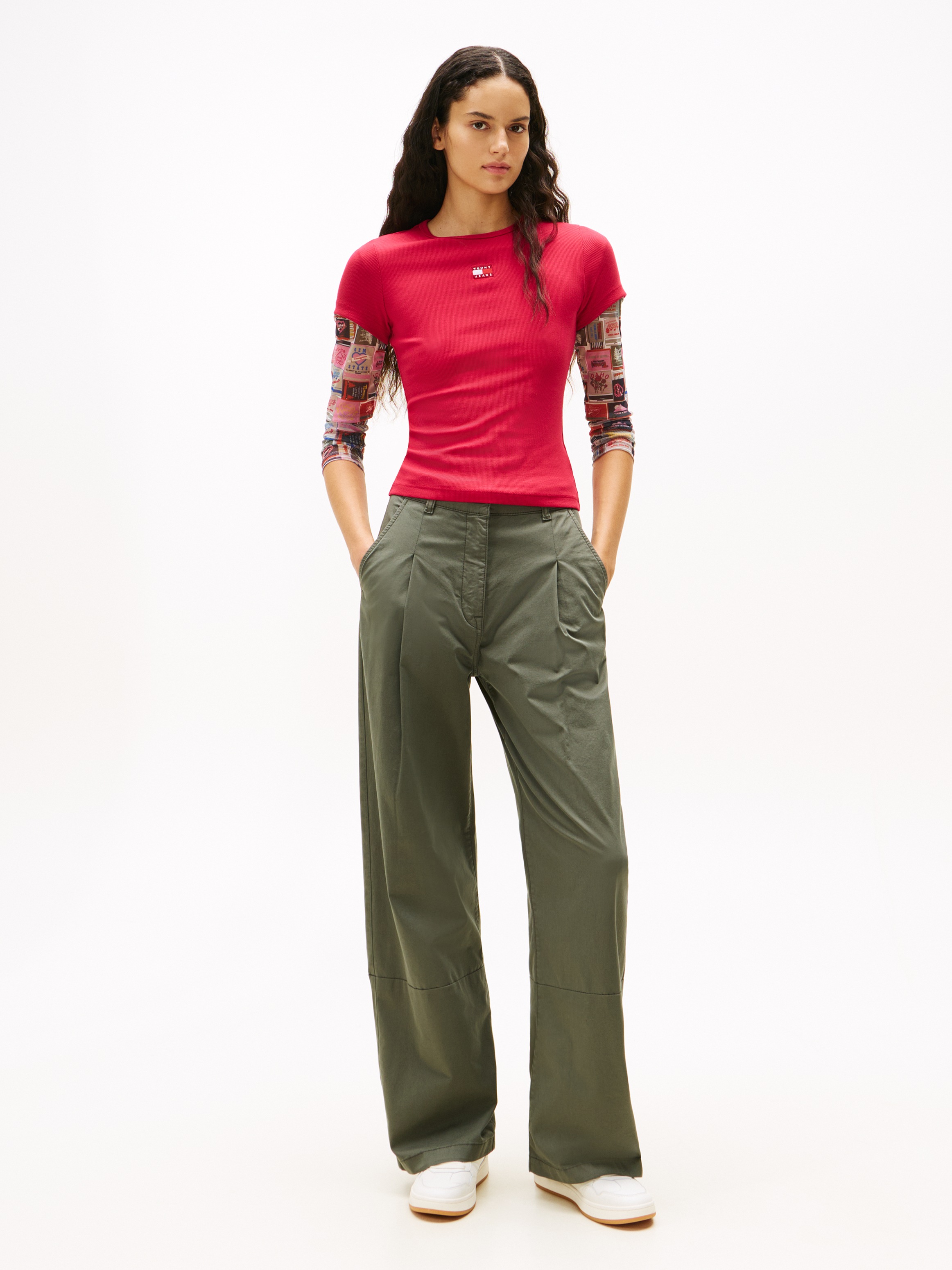 Tommy Jeans Kurzarmshirt »TJW SLIM BADGE RIB TEE«, mit gerippter Struktur