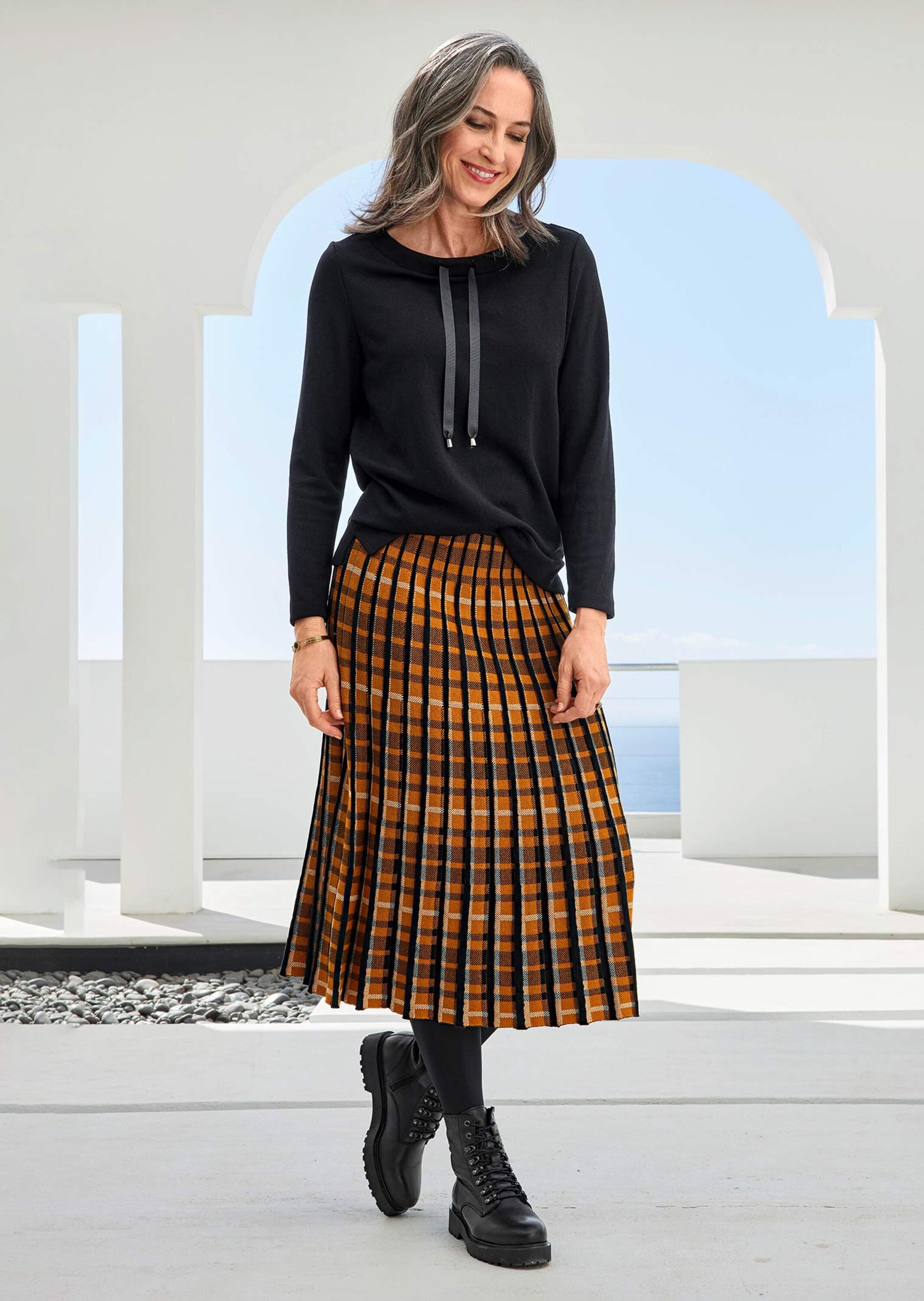 GOLDNER Print-Shirt »Kurzgröße Sweatshirt mit Kragen und Tunnelzug« Ohne