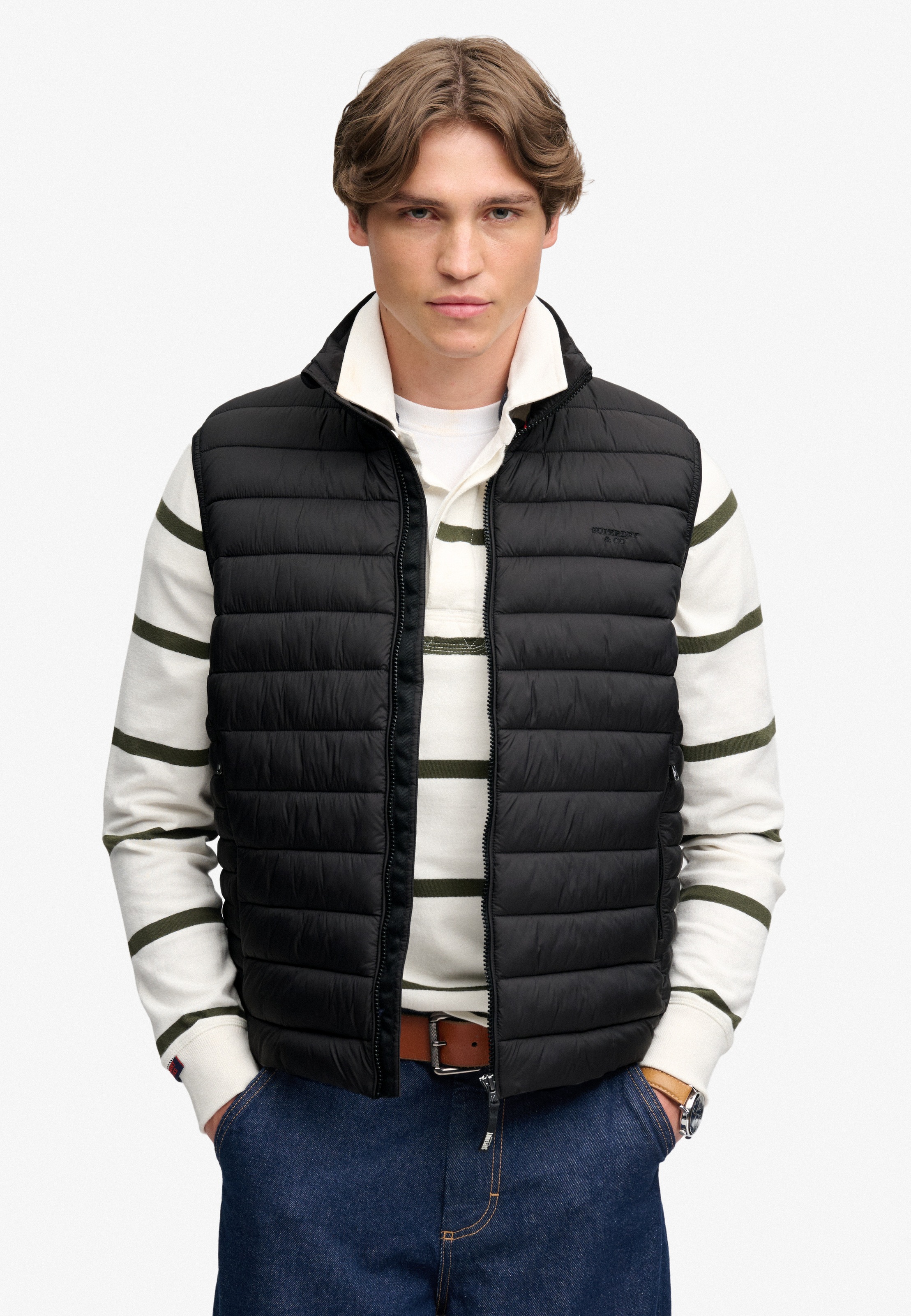 Superdry Steppweste »FUJI LITE PADDED GILET« Kunstfaser, slim fit
