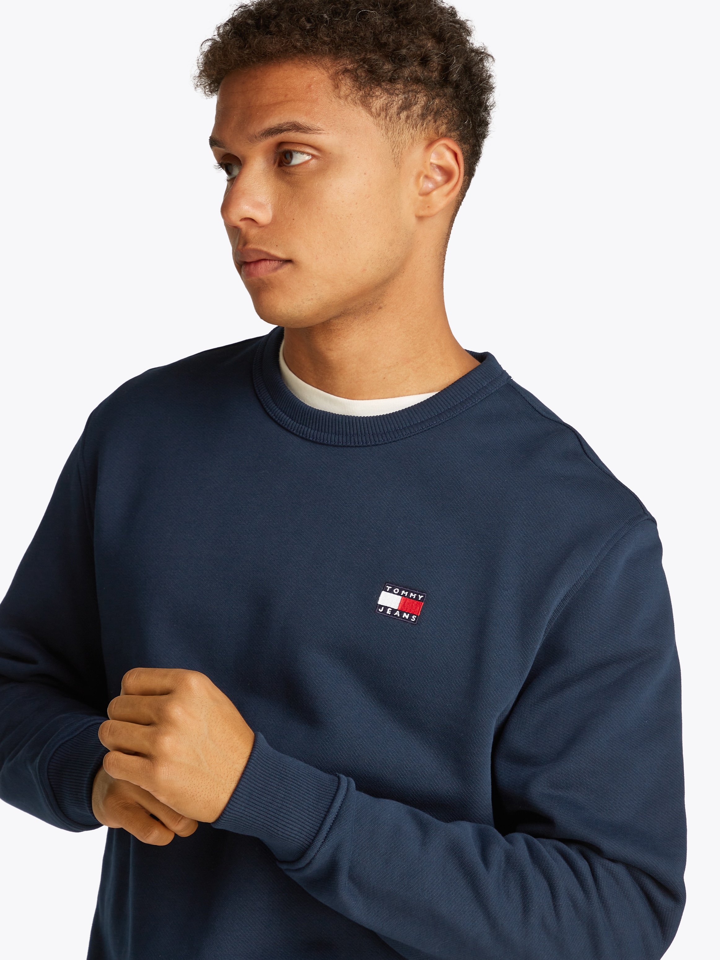 Tommy Jeans Sweatshirt »TJM REG BADGE CREW EXT«, Mit Rundhalsausschnitt