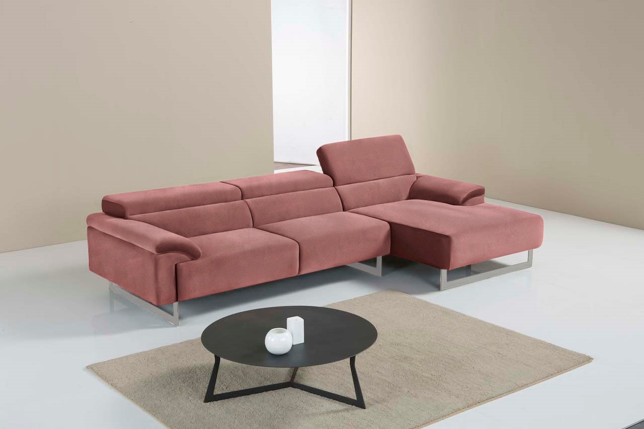 Egoitaliano Ecksofa »Malika, edel und bequem, Designsofa mit hochwertigen Bezügen, L-Form«, mit Recamiere, inkl. Kopfteilverstellung und chromfarbenen Metallfüßen