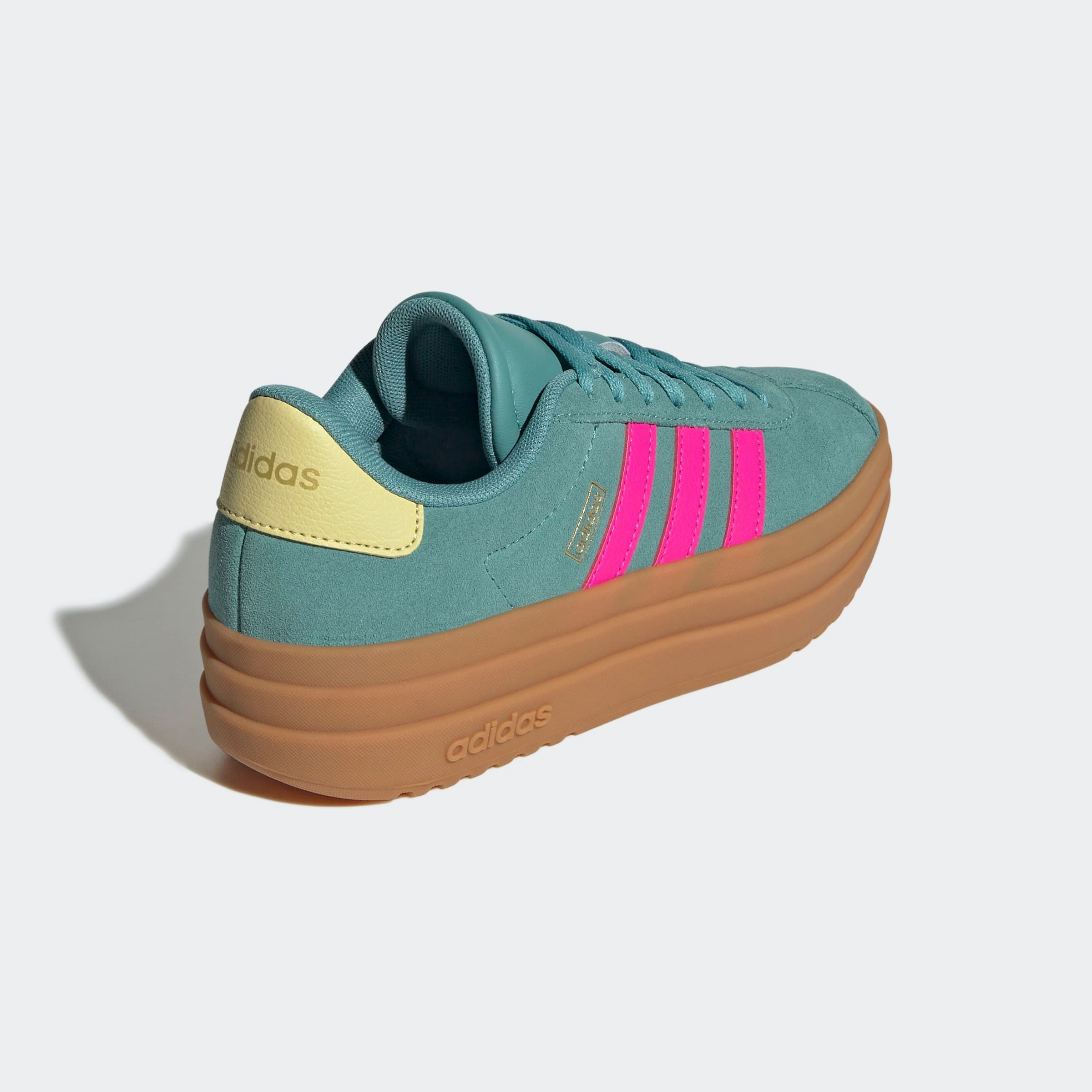 adidas Sportswear Plateausneaker »VL COURT BOLD LIFESTYLE KIDS«, Design auf den Spuren des adidas Gazelle Bold