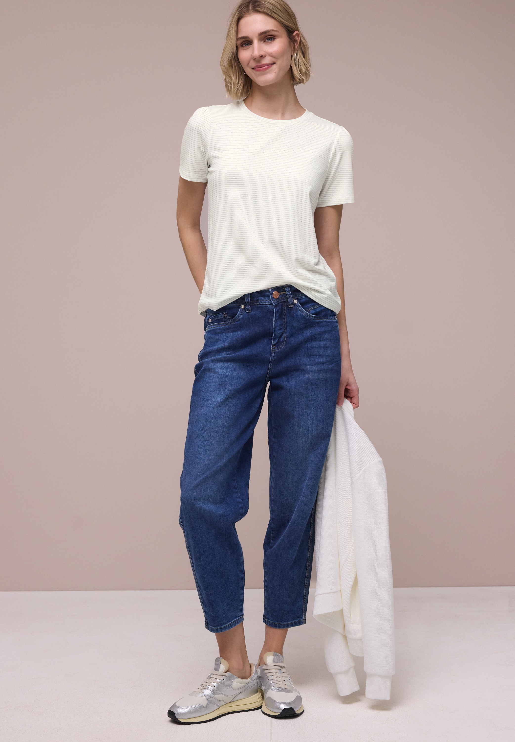 STREET ONE Kurzarmshirt Sommershirt mit Rundhals und Glitzerstreifen