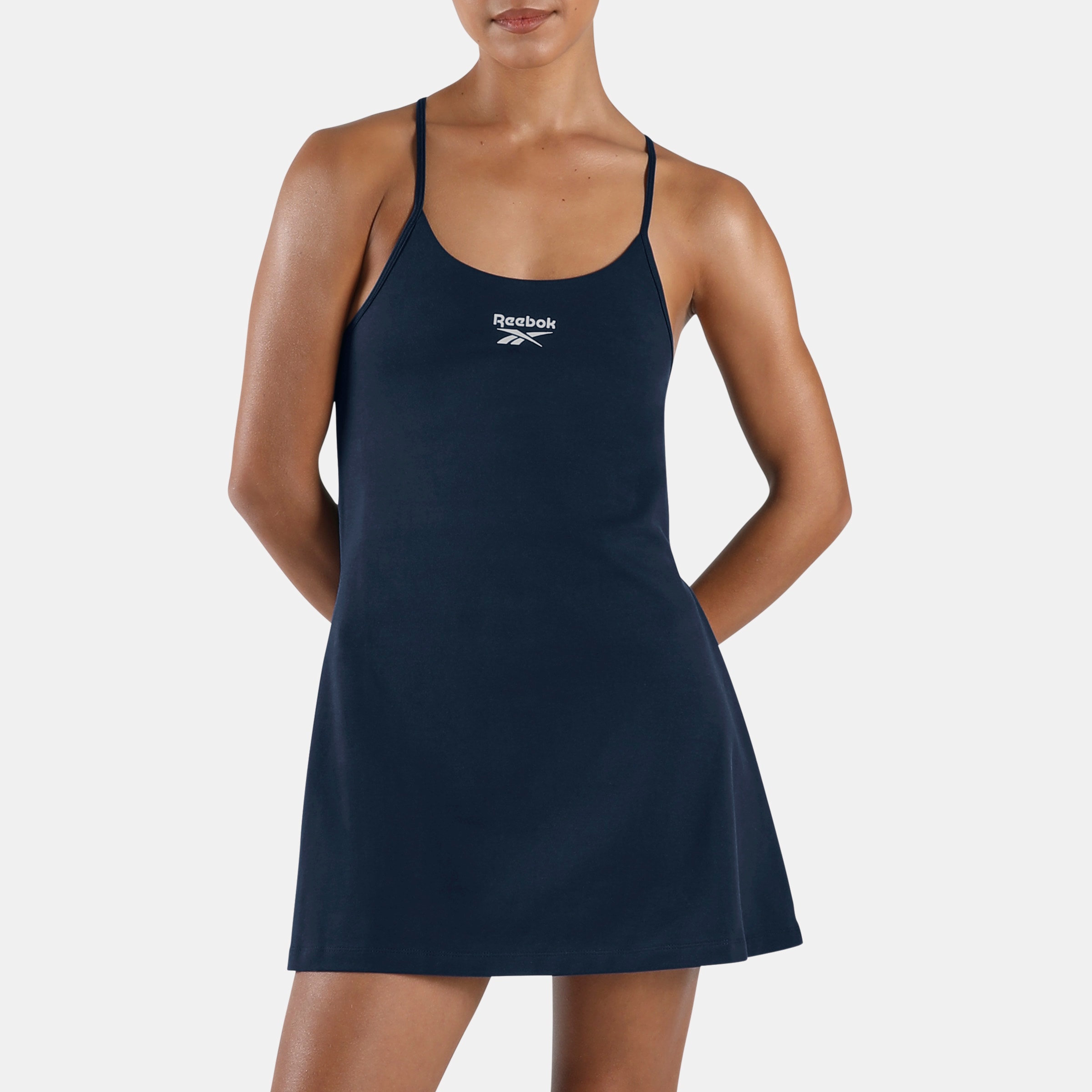 Reebok Sommerkleid »ID STRAPPY DRESS« für Sommermode, Sportmode und Streetware, aus Baumwolle und Elasthan