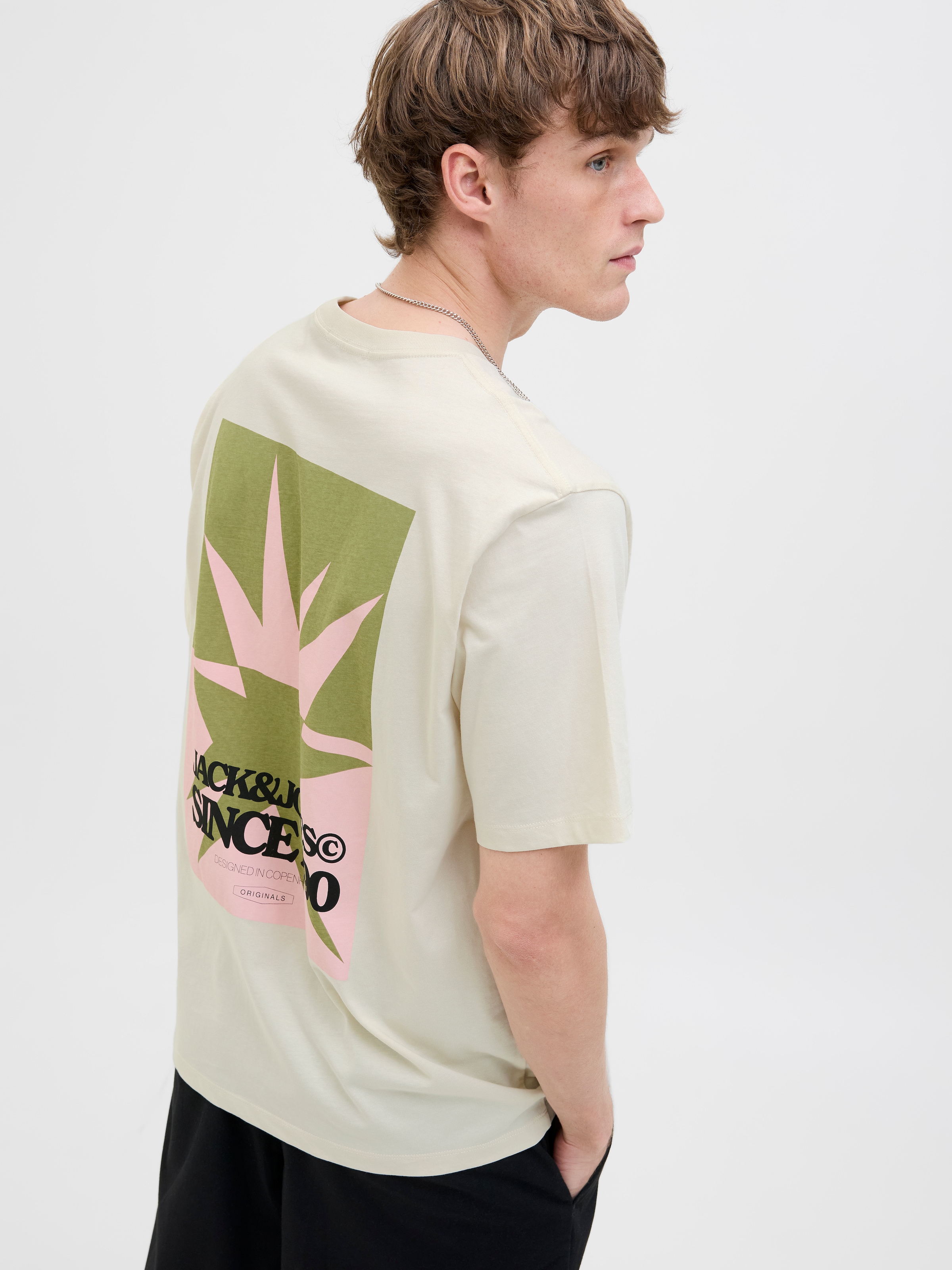 Jack & Jones Print-Shirt »JORTAVIRA POSTER TEE SS CREW NECK«, mit Backprint
