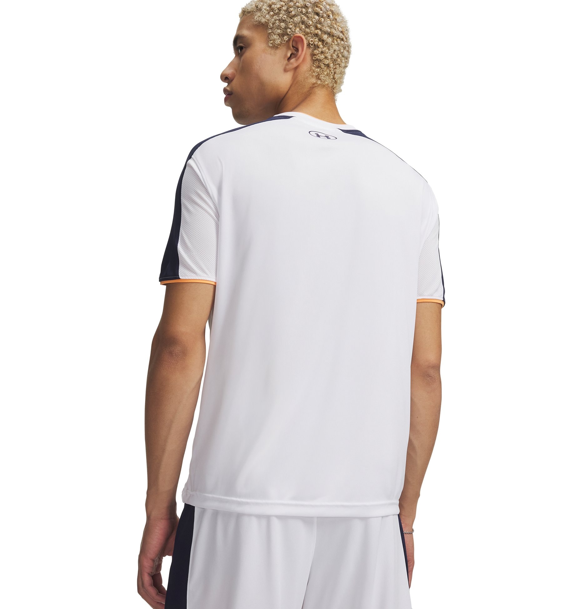 Under Armour® Trainingsshirt »UA M CHALLENGER TRAIN SS« kurze Ärmel, mit atmungsaktiven Mesh-Einsätzen, geruchsregulierend