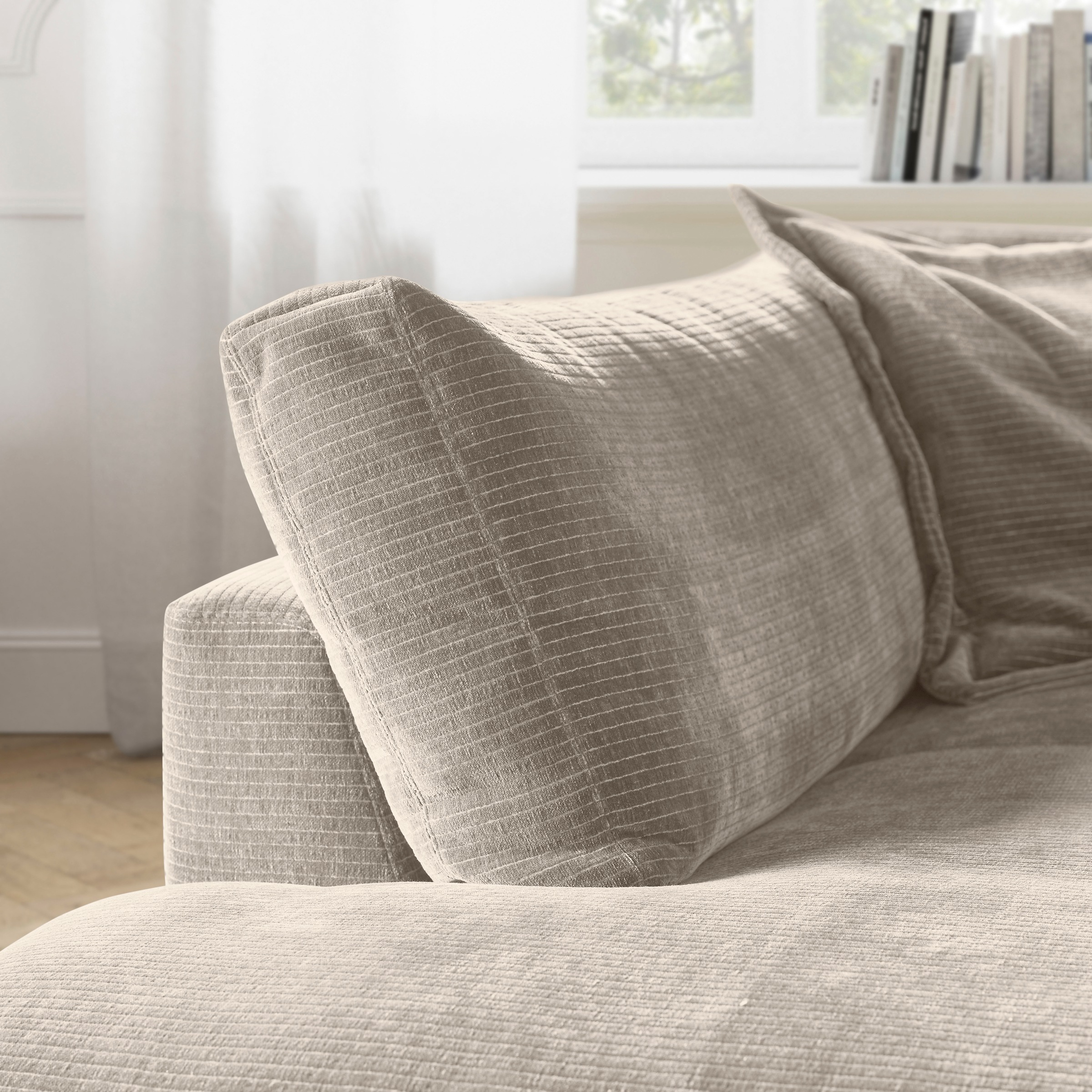 Musterring Ecksofa »Lucia«, mit großem Longchair, verschiedene Farben, B304 x T224 cm