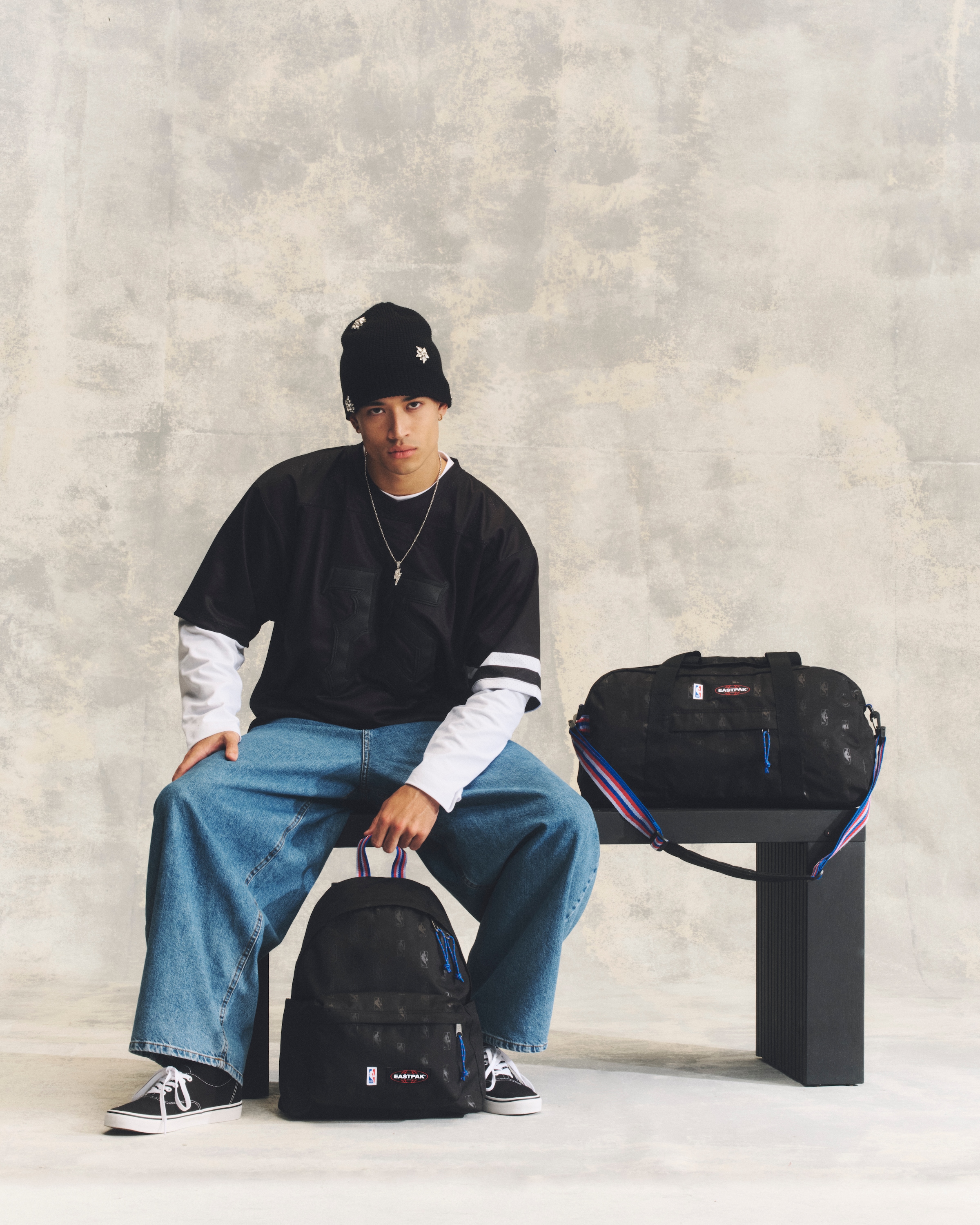 Eastpak Weekender »STAND CABIN NBA Logo« Sporttasche mit NBA Logodruck, Handgepäck Reisetasche, Weekender