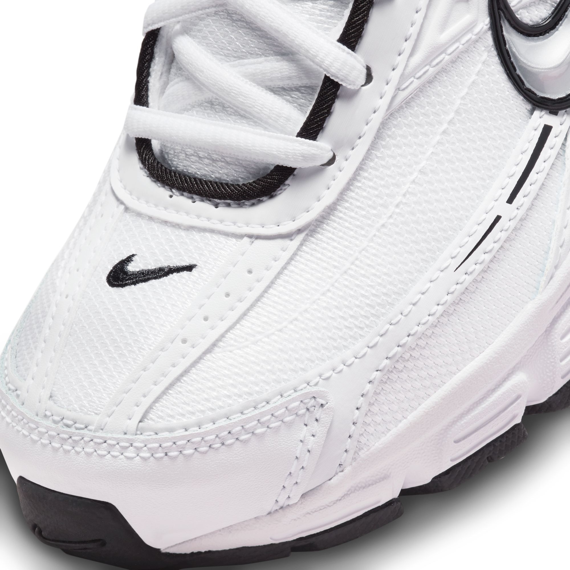 Nike Sportswear Sneaker »WMNS INITIATOR«  inspiriert vom Design des Nike P-6000