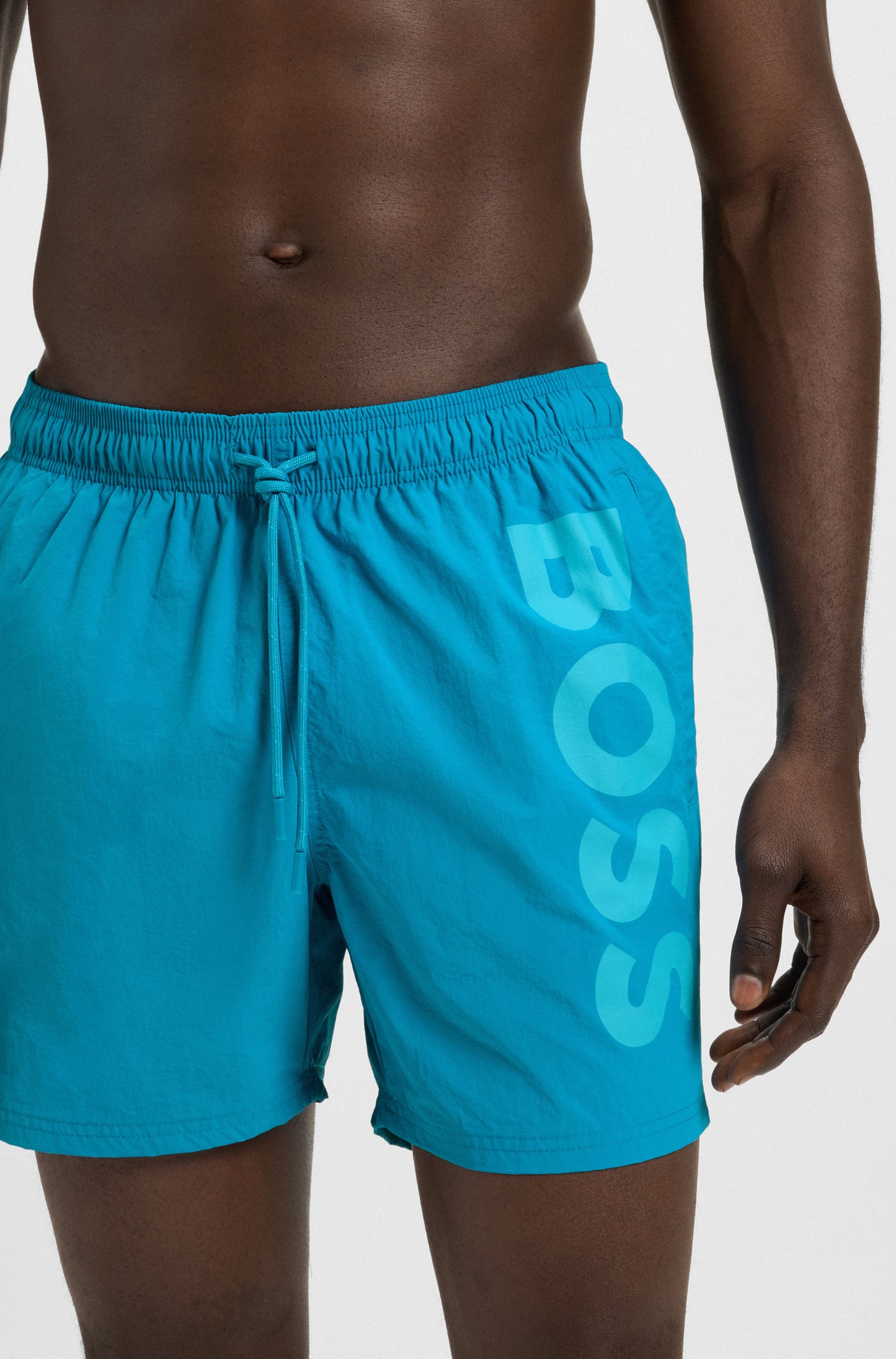 BOSS Badeshorts »Octopus«, Mit BOSS Logoschriftzug, elastischer Taillenbund mit Kordel