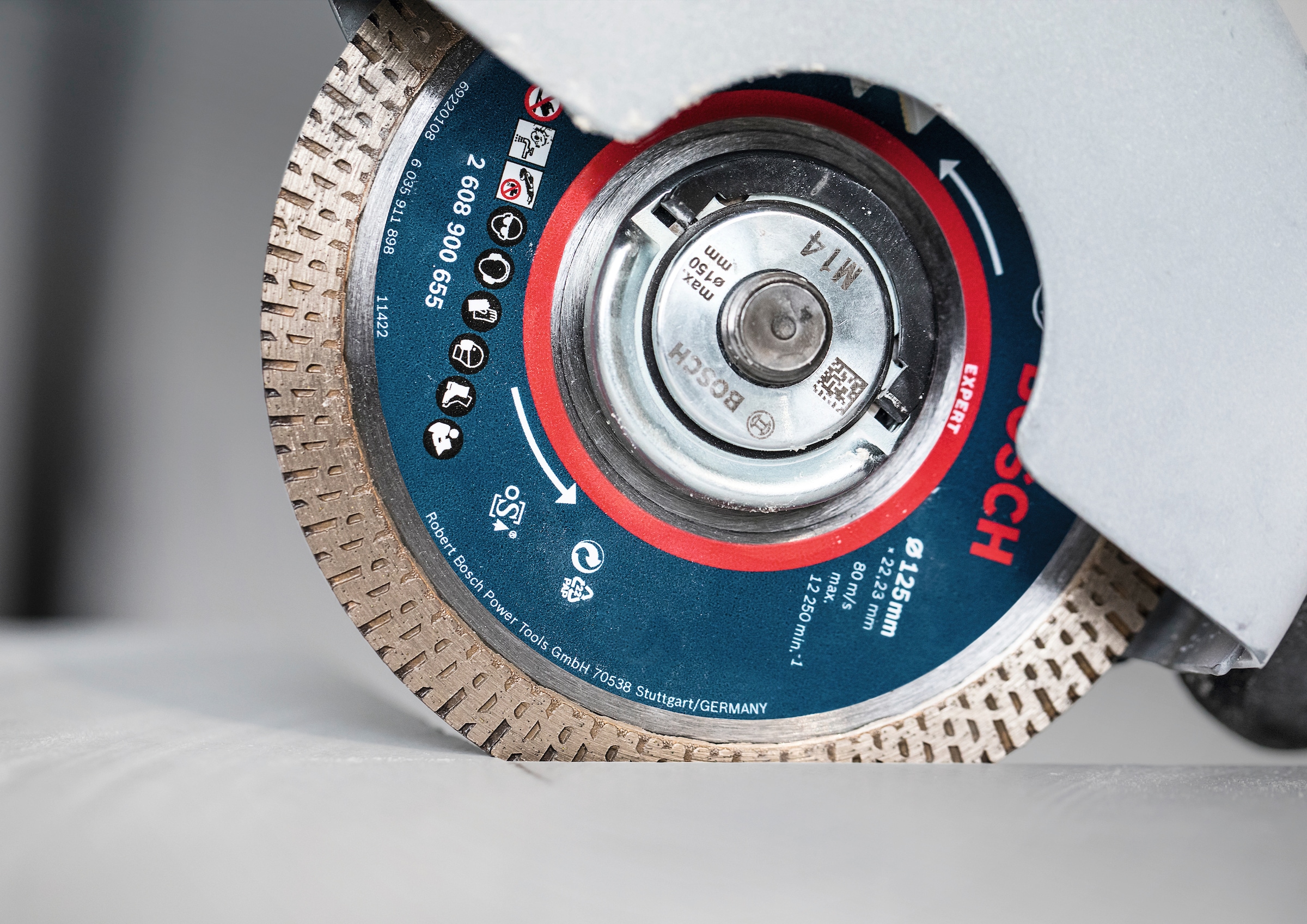 Bosch Professional Diamanttrennscheibe »Expert HardCeramic«, (1 tlg.), 22,23 x 1,4 x 10 mm