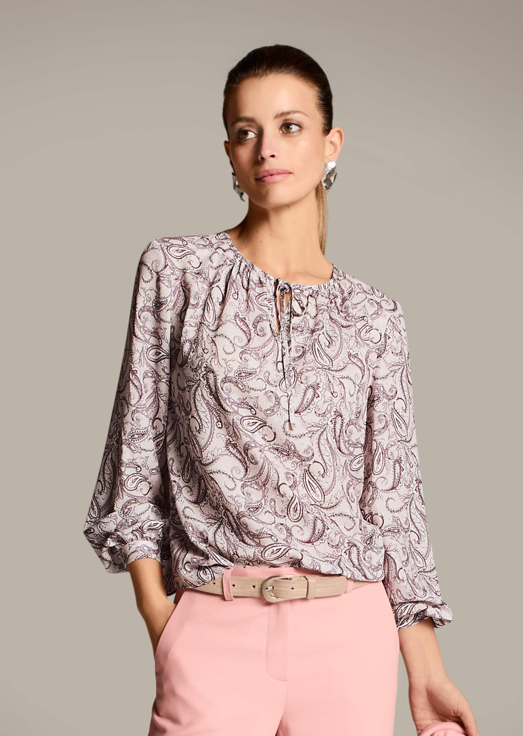 MADELEINE Langarmbluse »Bluse Rundhals-Bluse mit Unikat-Print«