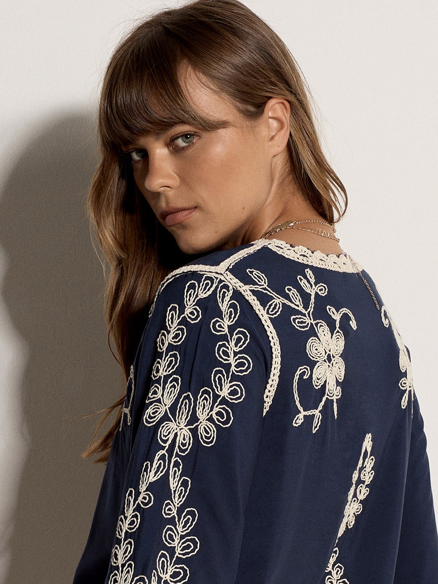 Apricot Klassische Bluse »Bluse« Stickerei