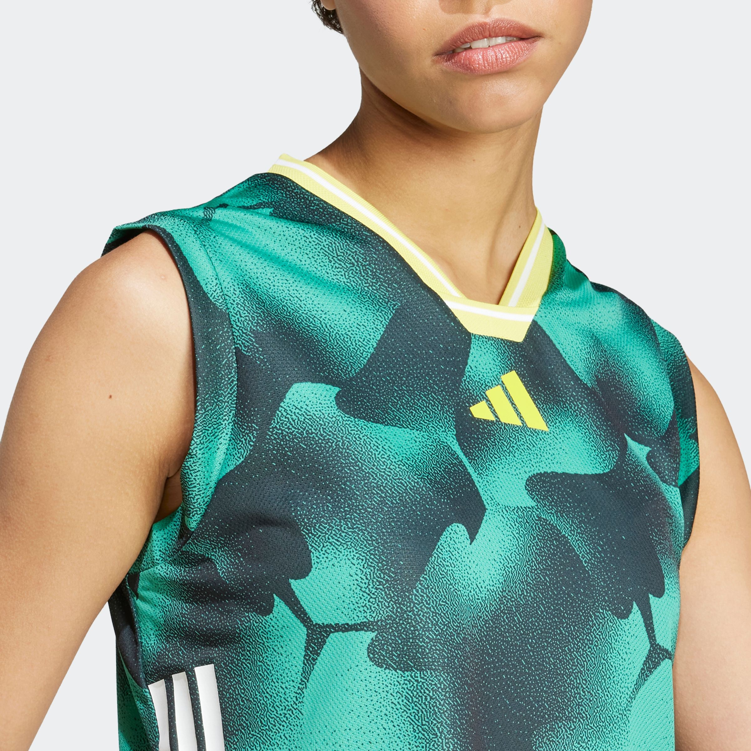 adidas Sportswear Tanktop »W TIRO Q2 TK«