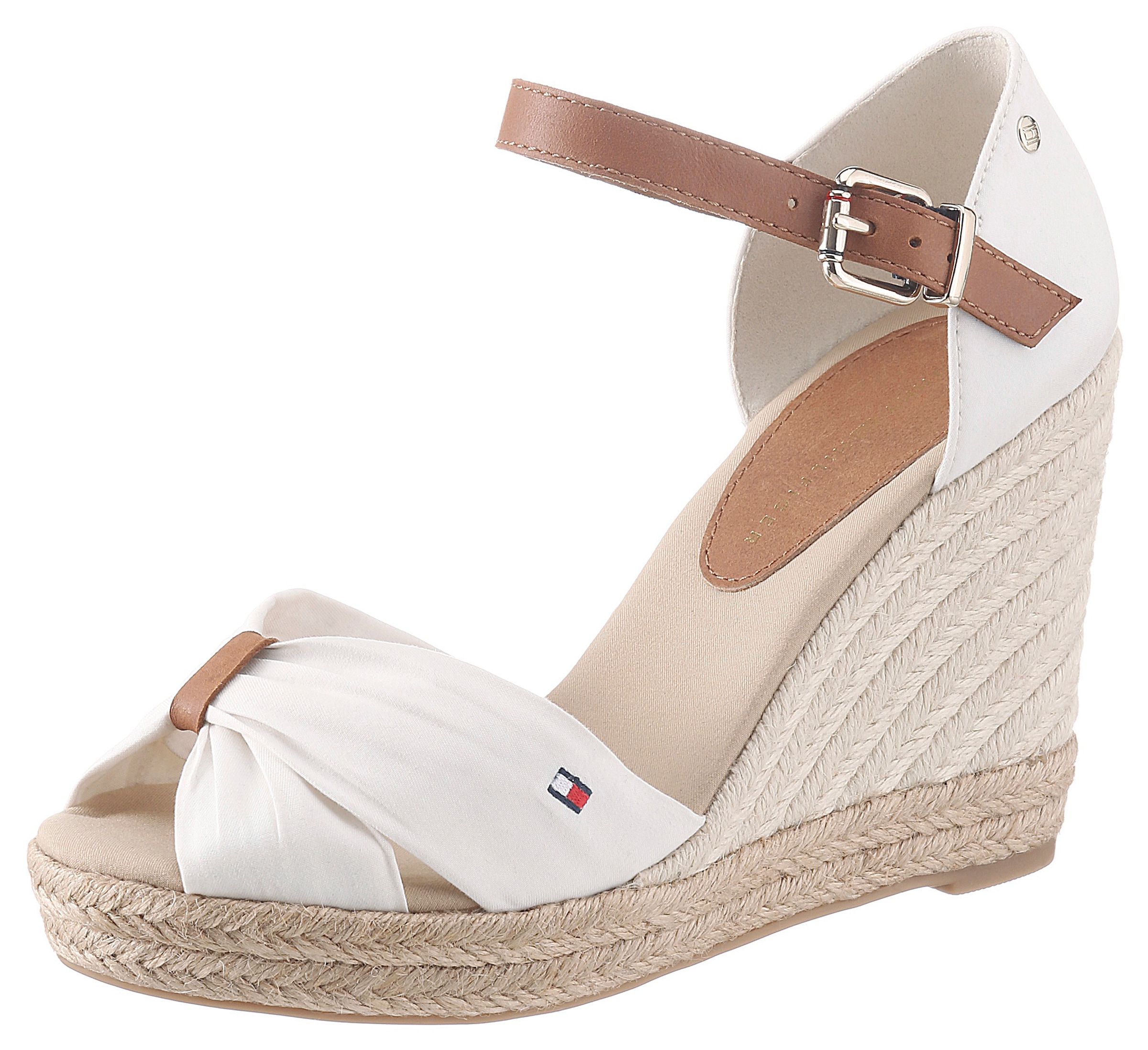 Tommy Hilfiger High-Heel-Sandalette »BASIC OPENED TOE HIGH WEDGE«, Sommerschuh, Sandale, Keilabsatz, mit dezenter Flagstickerei