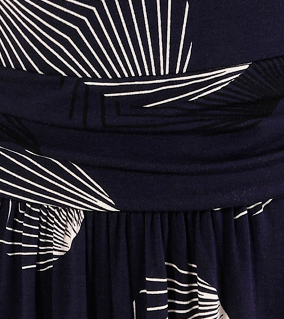 Aniston SELECTED Jerseykleid, mit figurbetonenden Raffungen in der Taille
