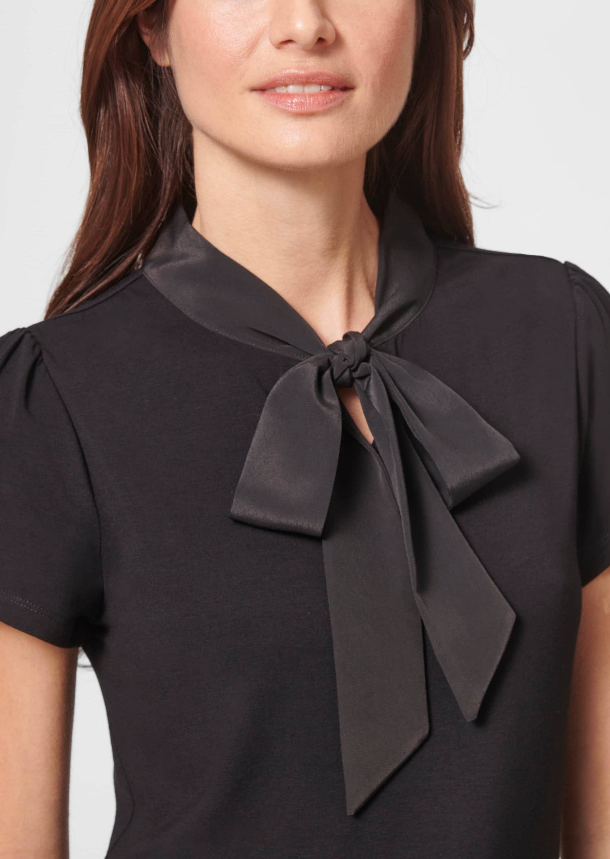 MADELEINE Kurzarmshirt »Blusenshirt Kurzarmoberteil mit Schluppe«