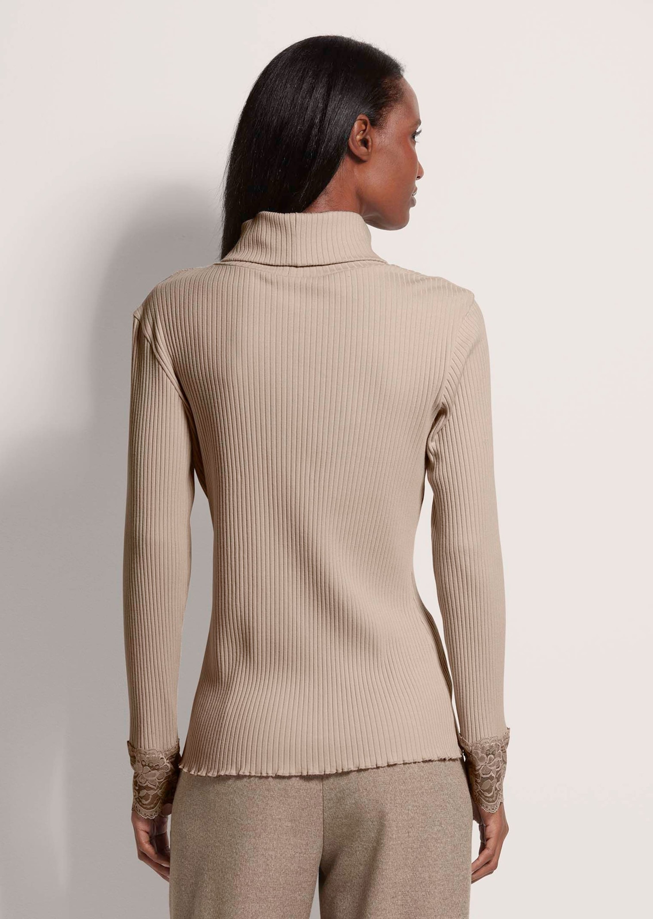 MADELEINE Langarmshirt »Shirt Rollkragen-Shirt mit Spitze«