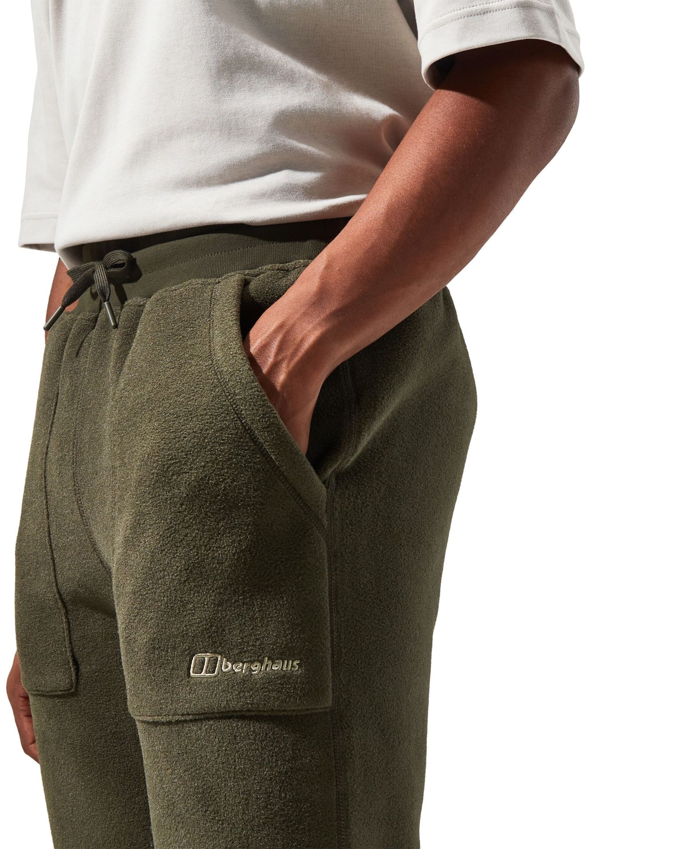Berghaus Jogginghose »Berghaus Sweatpant«  warm und angenehm