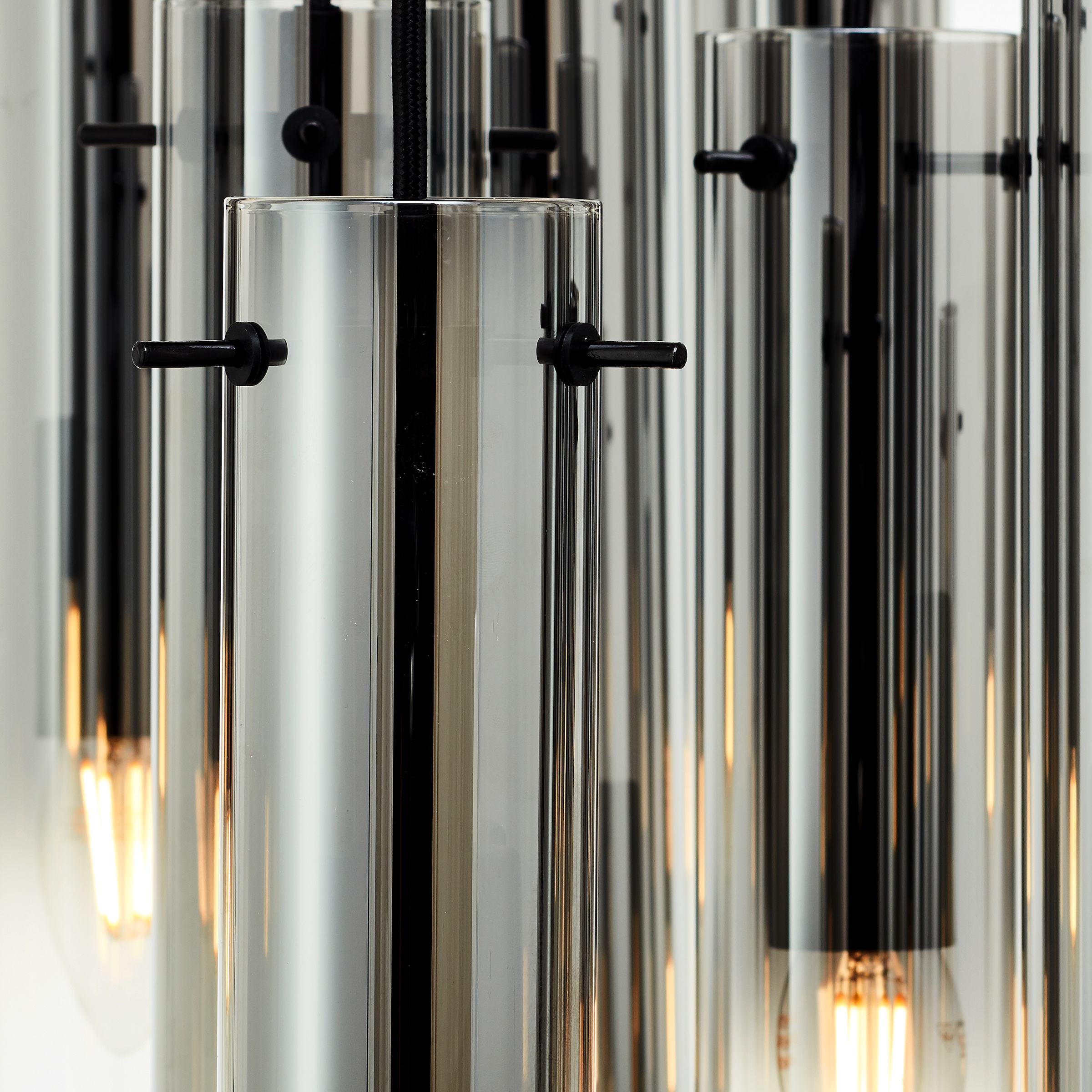 Brilliant Pendelleuchte »Glasini«, 14 flammig, Leuchtmittel E14 | ohne Leuchtmittel, 199 x 52 cm, 14 x E14, kürzbar, Metall/Rauchglas, matt schwarz