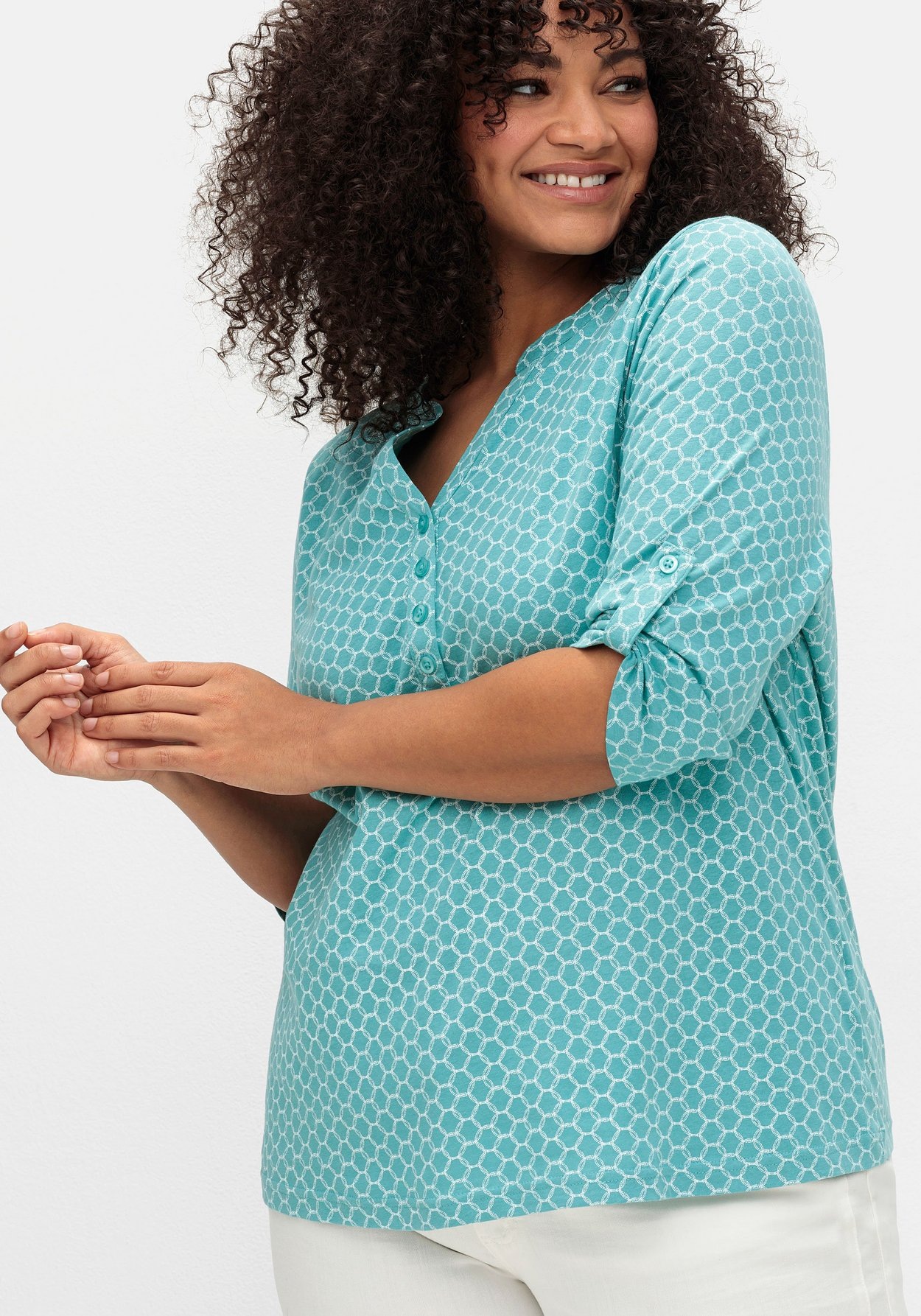 Sheego 3/4-Arm-Shirt »Shirt mit grafischem Alloverprint«
