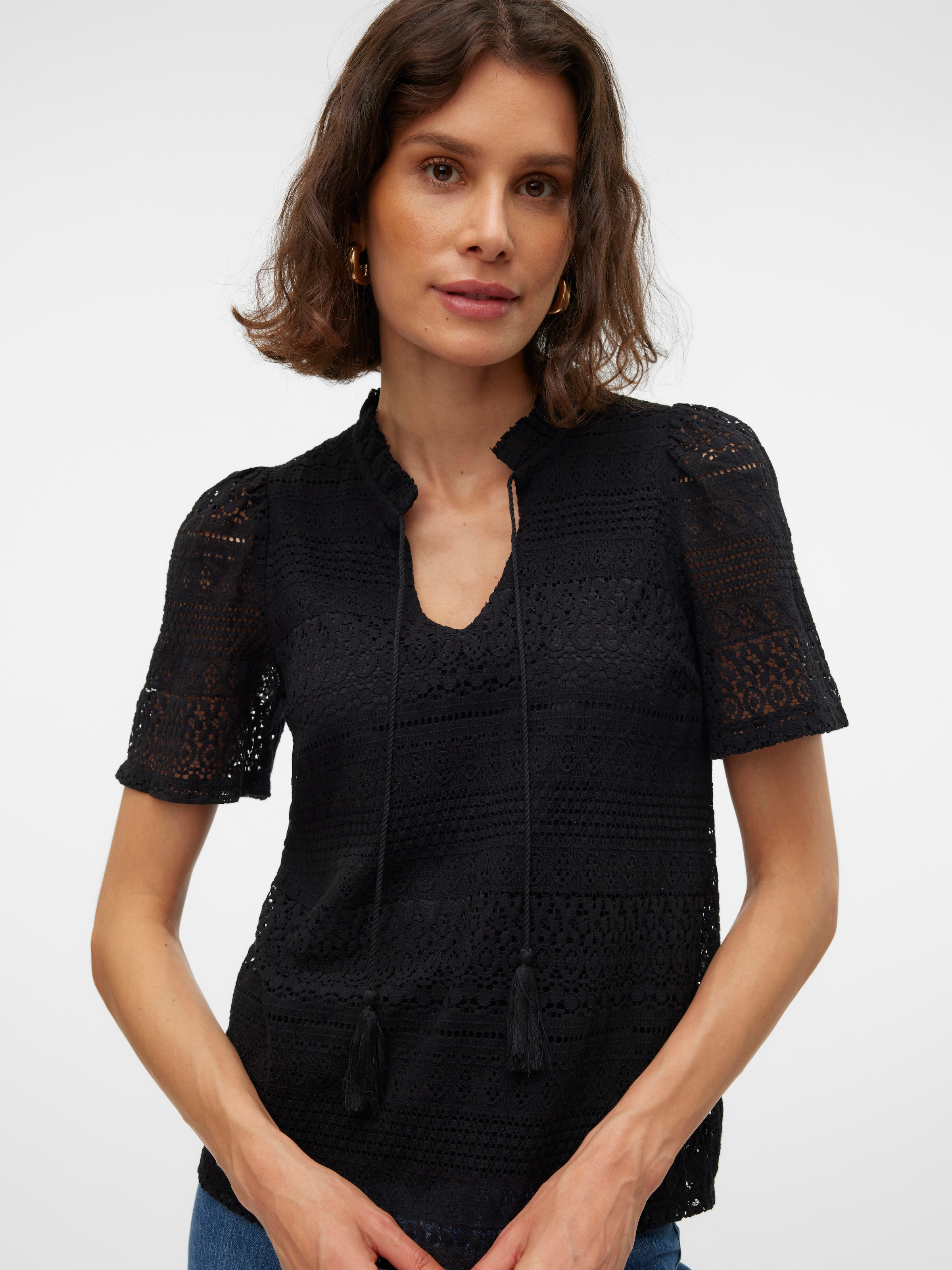 Vero Moda Spitzenshirt »VMHONEY LACE S/S TASSEL TOP WVN GA«