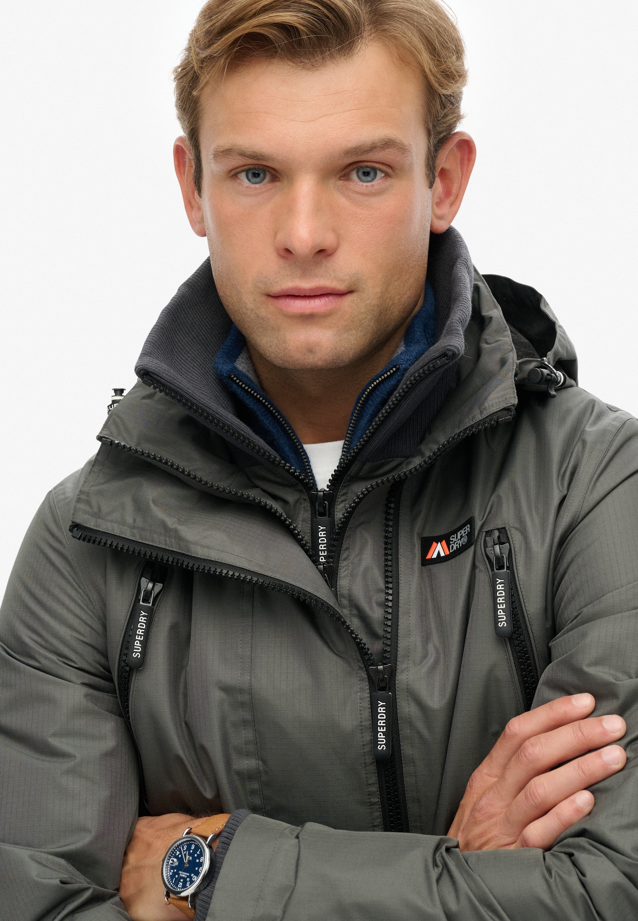 Superdry Outdoorjacke »HOODED MTN WINDBREAKER JACKET« mit Kapuze