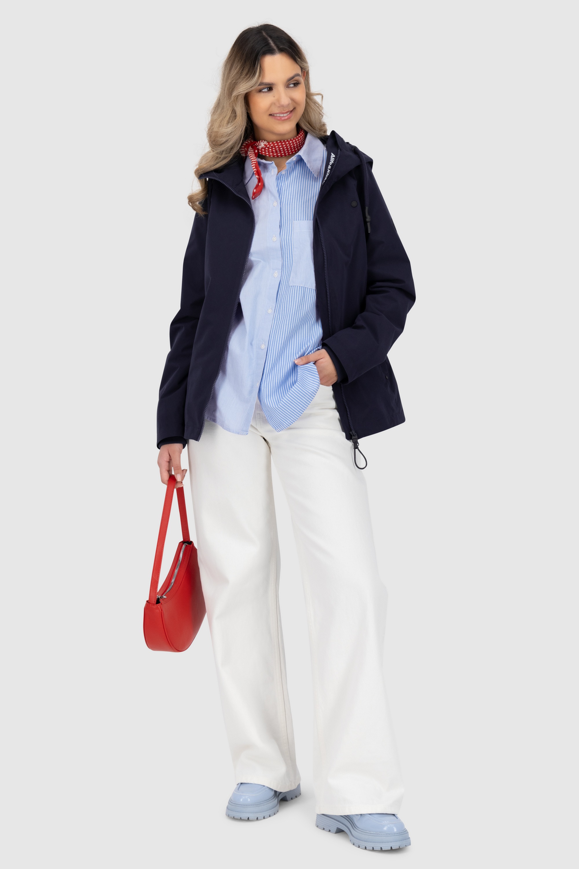 Alife & Kickin Outdoorjacke »LilouAKA« mit Kapuze mit Kapuze und in figurbetontem Fit