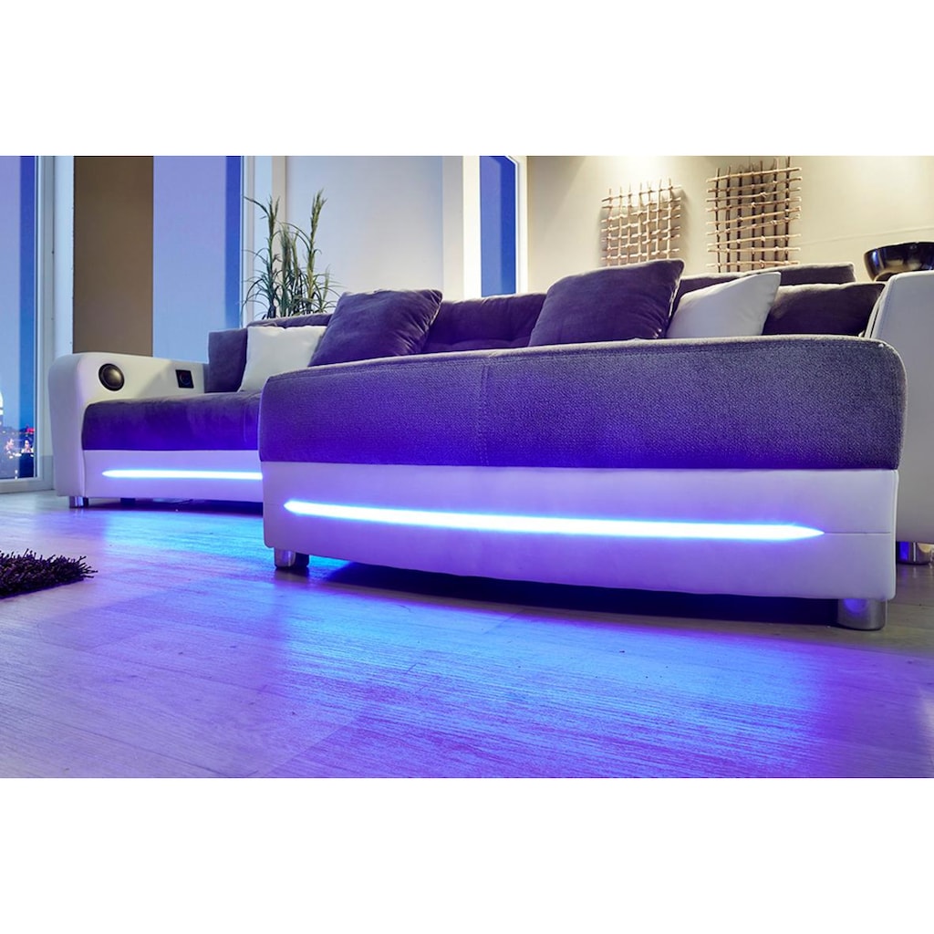 Jockenhöfer Gruppe Ecksofa, inklusive RGB-LED-Beleuchtung und Bluetooth-Soundsystem, Recamiere links oder rechts montierbar, inklusive loser Rücken- und Zierkissen, frei im Raum stellbar