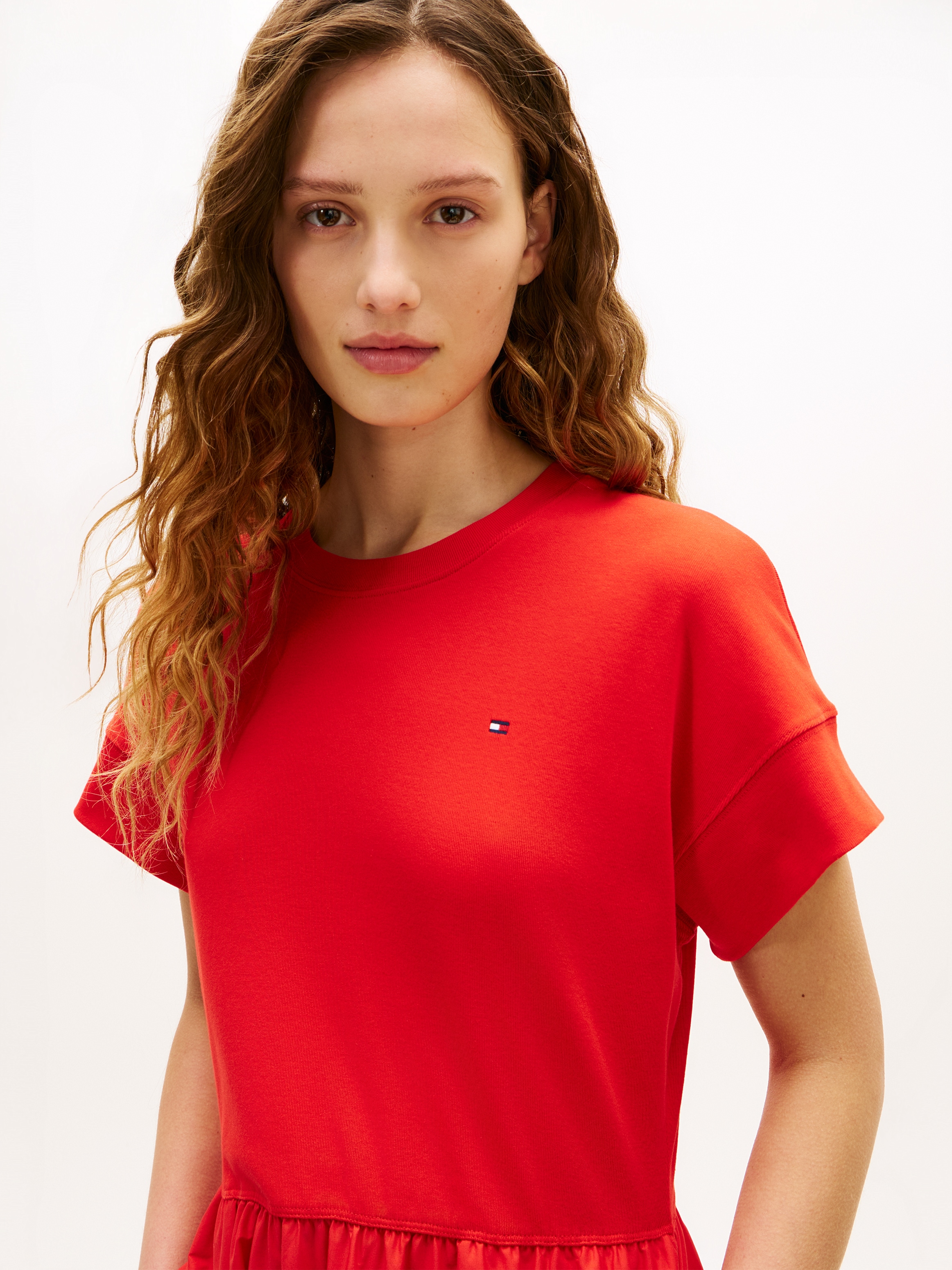 Tommy Hilfiger A-Linien-Kleid »CODY MIX MEDIA C-NK MIDI DRESS« Eingrifftaschen in Midi-Länge, Rundhals, Regular Fit