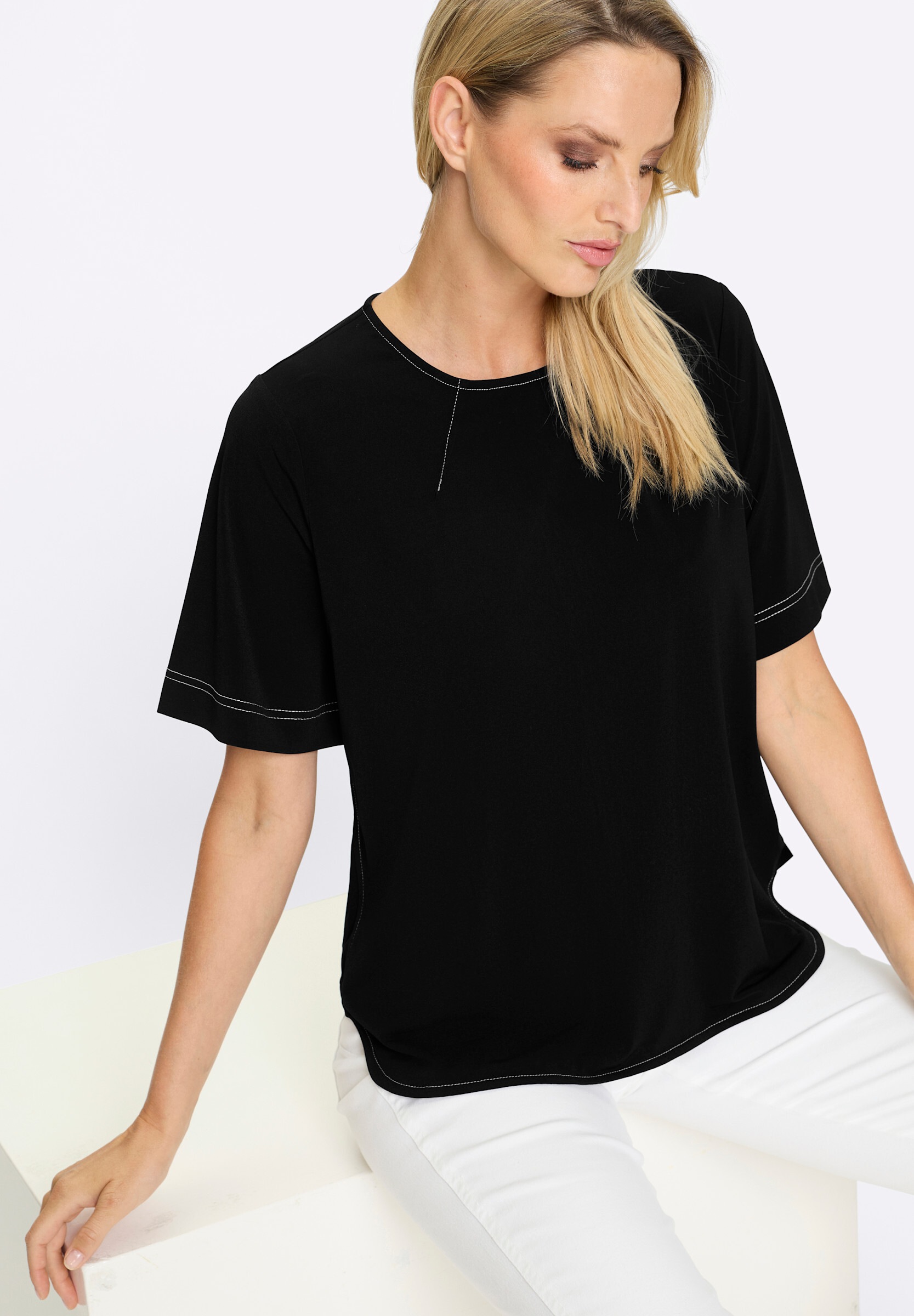 heine T-Shirt »Shirt T-Shirt mit Ziernähten, kontrastfarben«