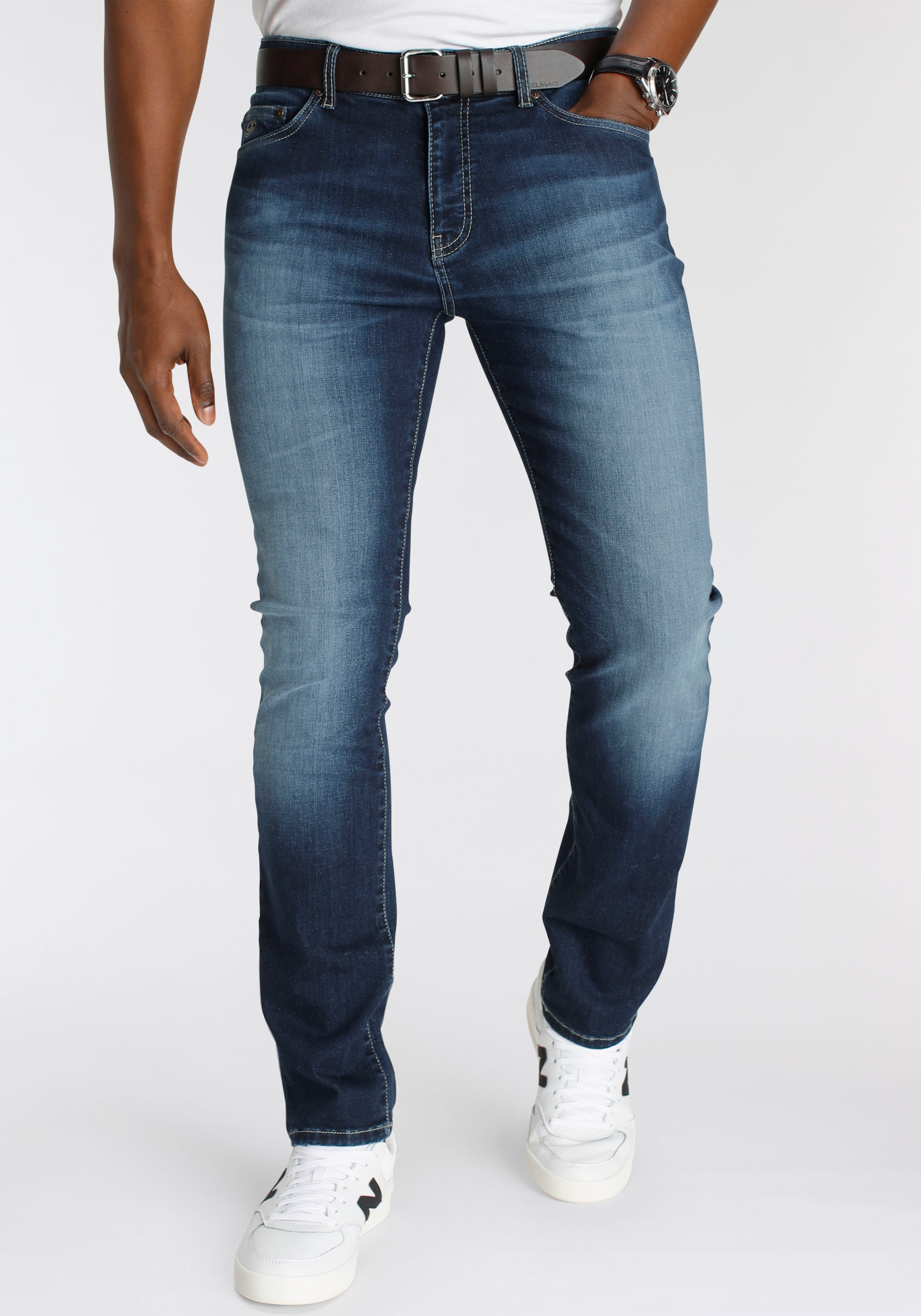 DELMAO Stretch-Jeans »"Reed"«, gerader Beinschnitt, Used-Look-Waschung, niedrige Leibhöhe