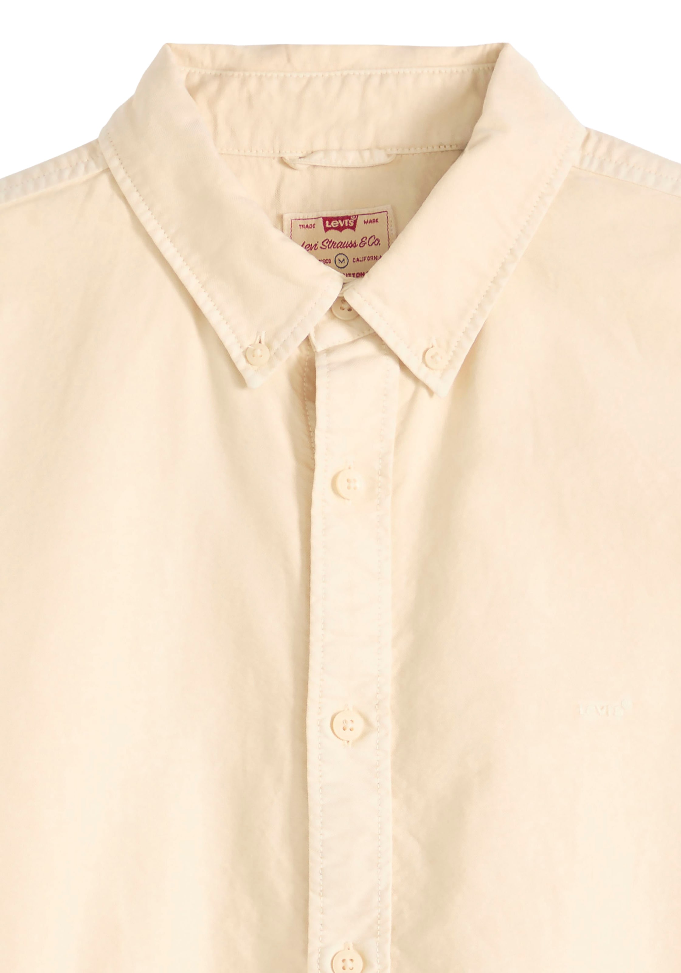 Levi's® Langarmhemd »AUTHENTIC BUTTON DOWN« mit Ton-in-Ton Logostickerei auf der Brust