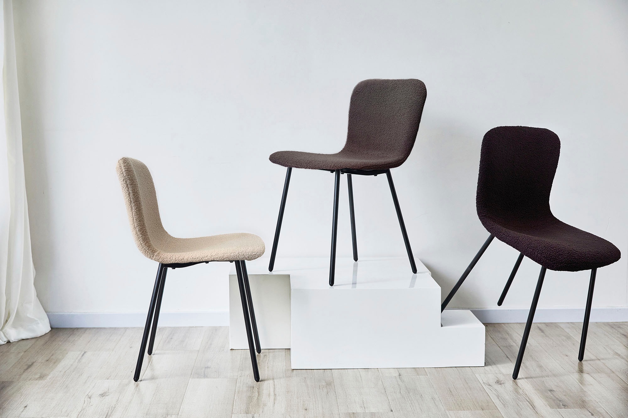 SalesFever 4-Fußstuhl »Esszimmerstuhl - stilvolles Set«, (Set), 4 St., Bouclé, Ergonomisches 4er-Set für optimalen Sitzkomfort