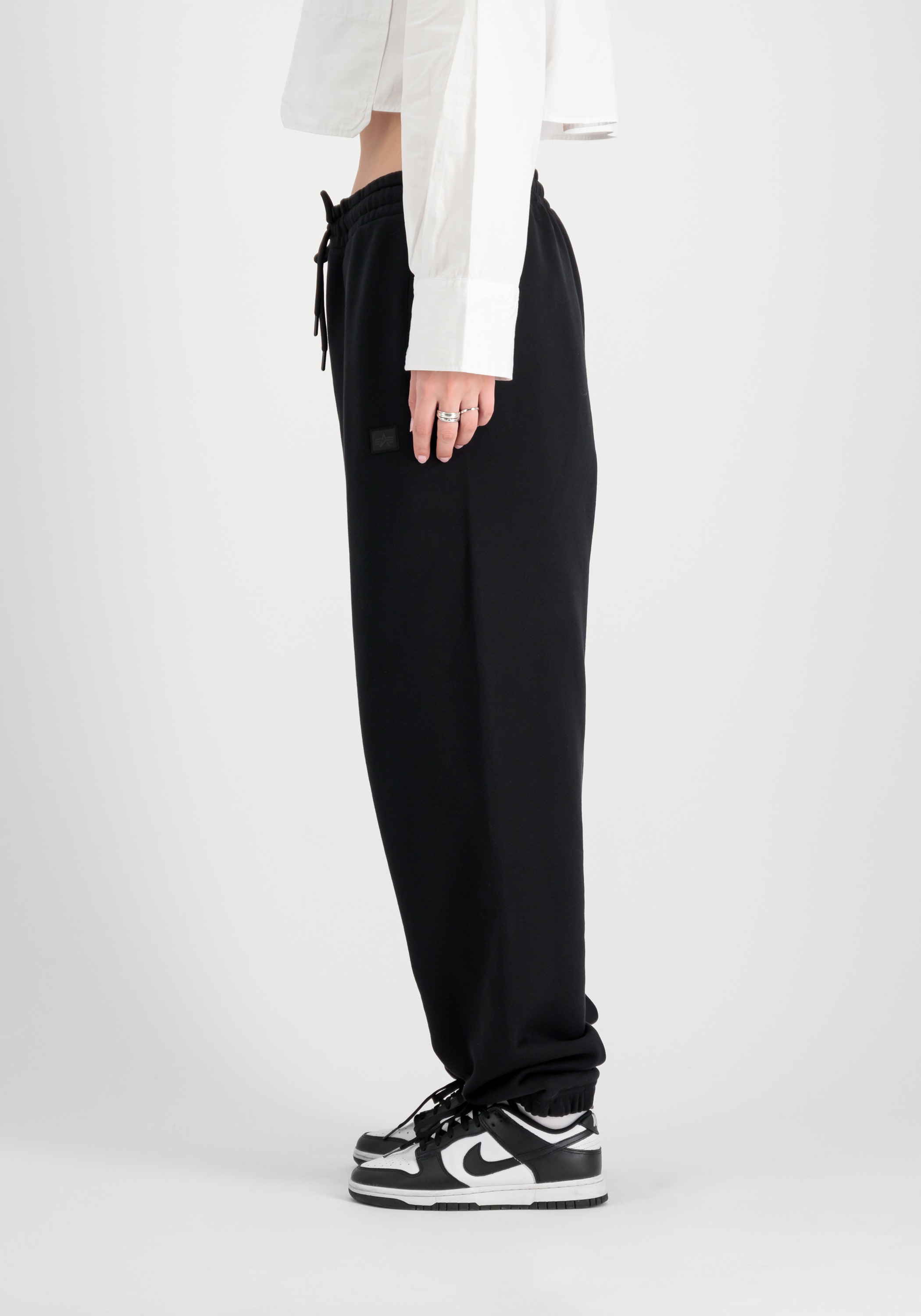 Alpha Industries Jogginghose »Alpha Industries Women - Jogger Alpha Essentials RL Jogger Wmn«