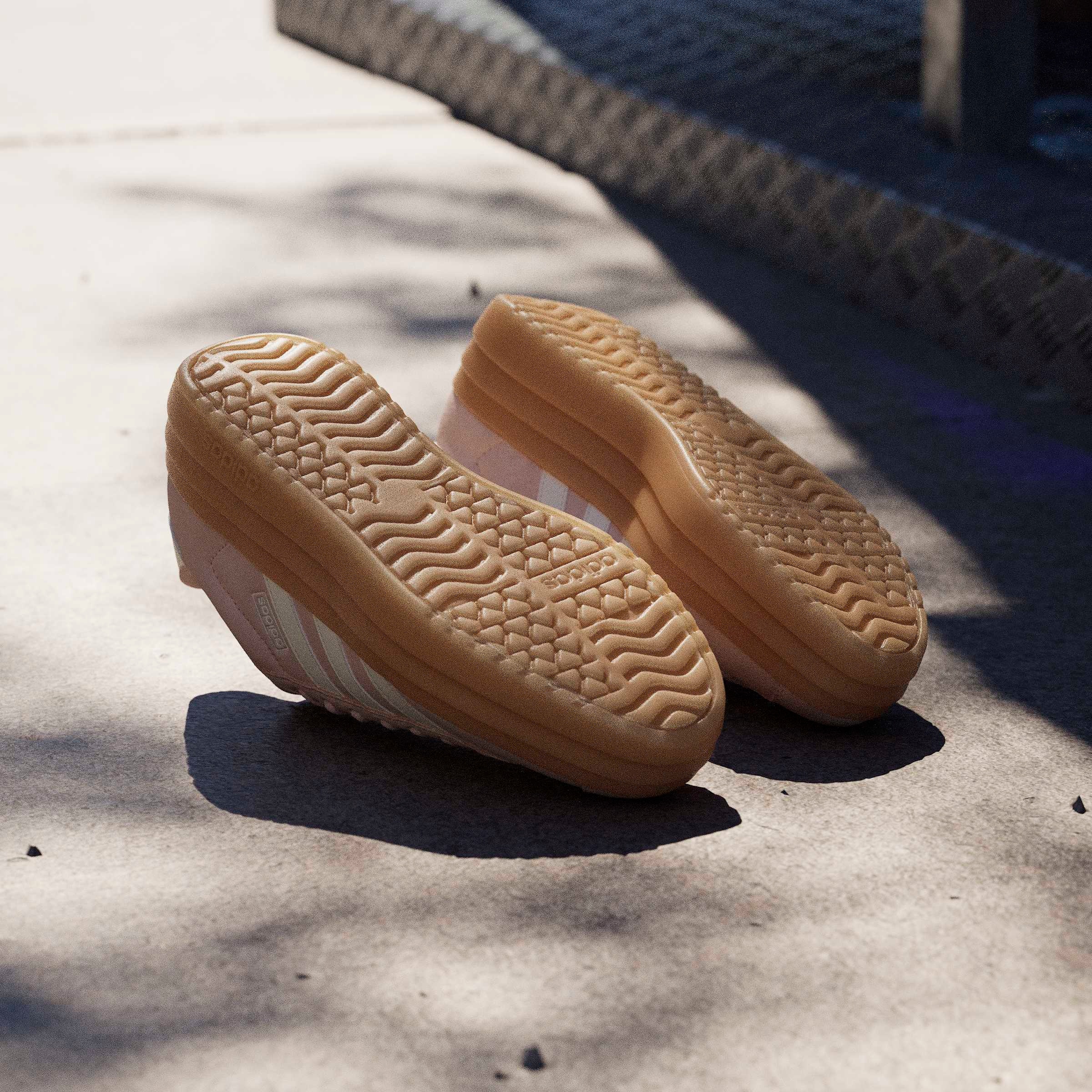 adidas Sportswear Plateausneaker »VL COURT BOLD«  inspiriert vom Design des adidas gazelle bold