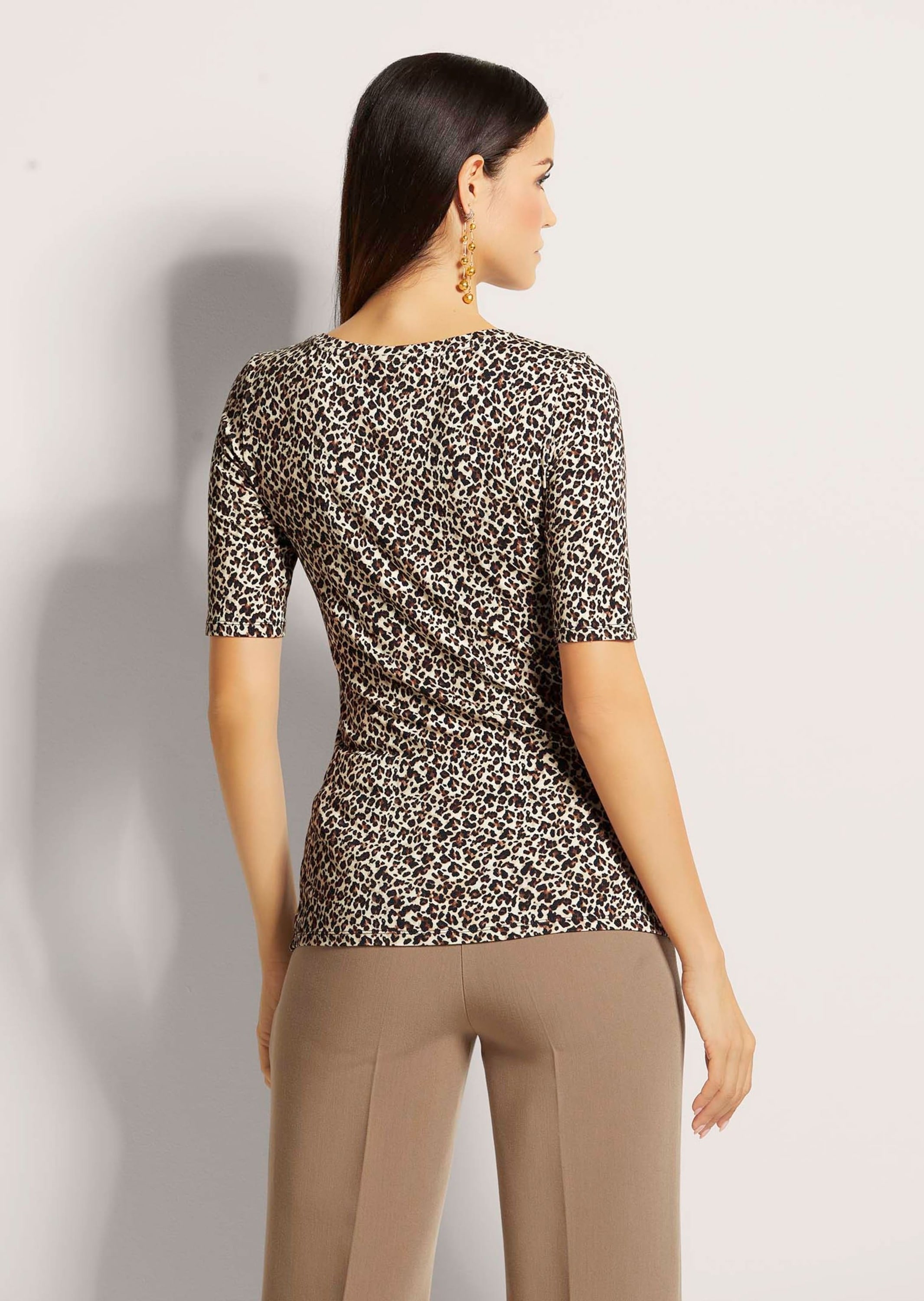 MADELEINE Kurzarmshirt »Shirt Halbarmshirt mit Animal-Print«