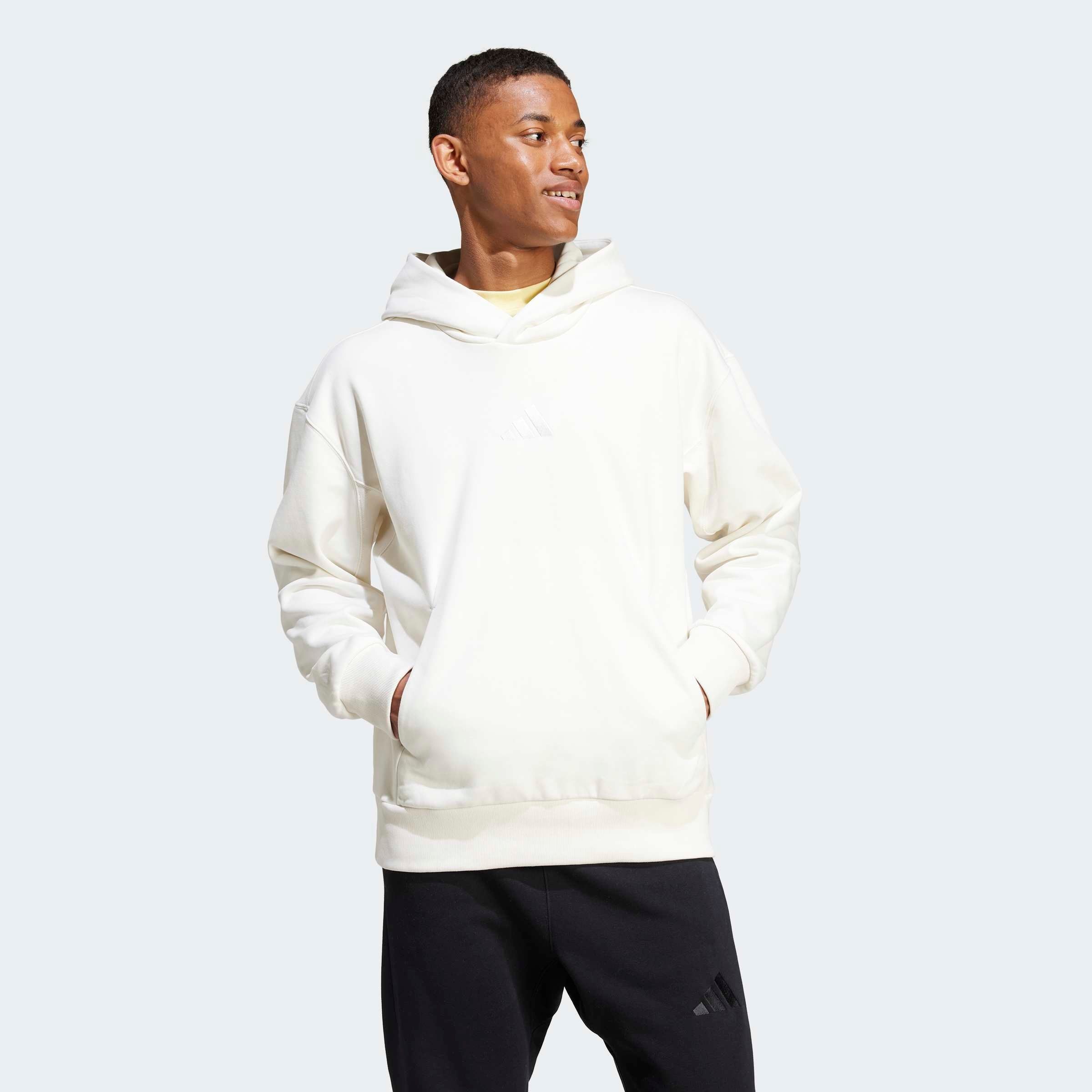 adidas Sportswear Kapuzensweatshirt »M A SZN FL HD«, weiches Fleecematerial
