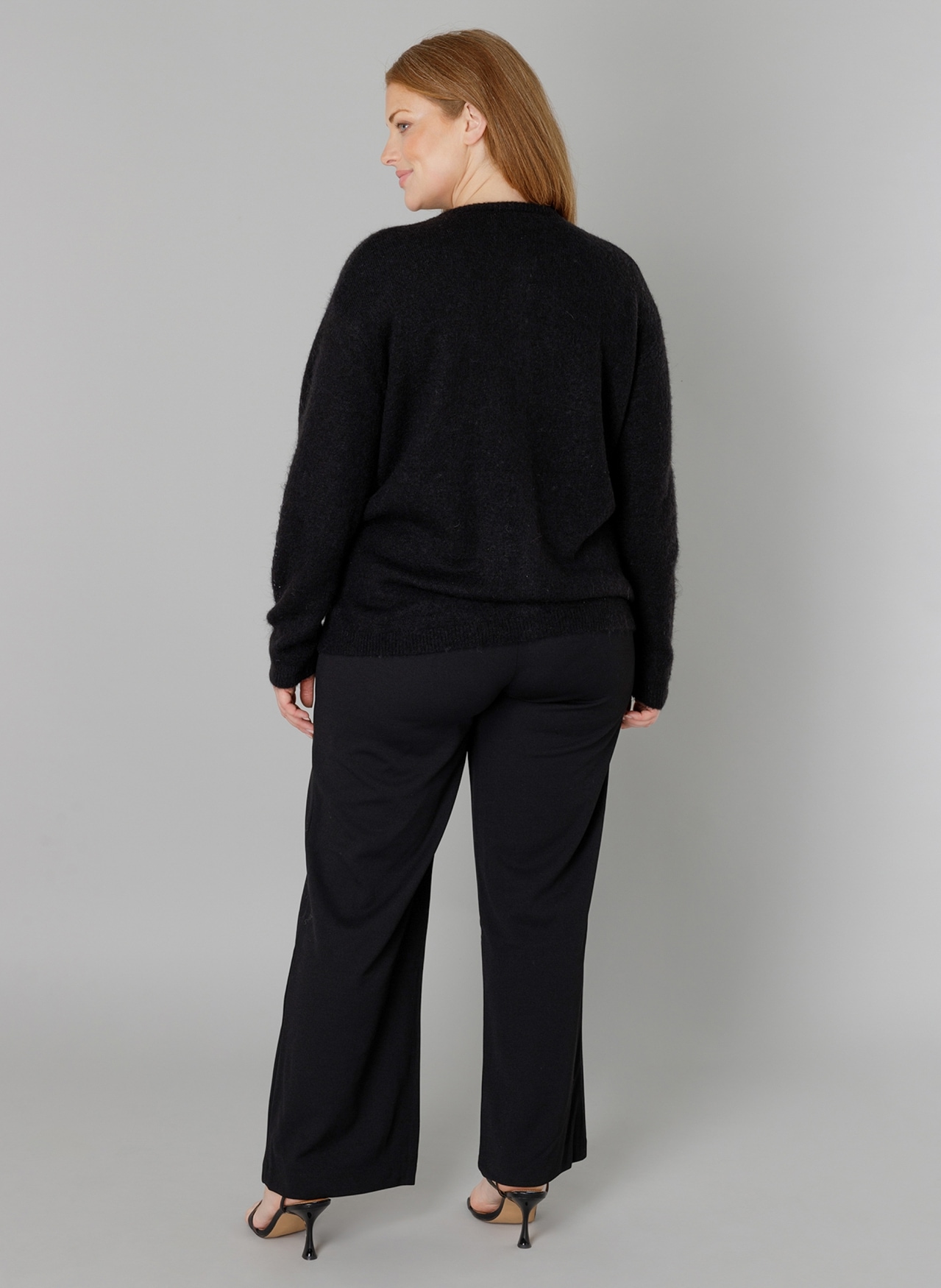 Base Level Curvy Cardigan »Yulia«, mit Woll-Anteil und Knopfleiste