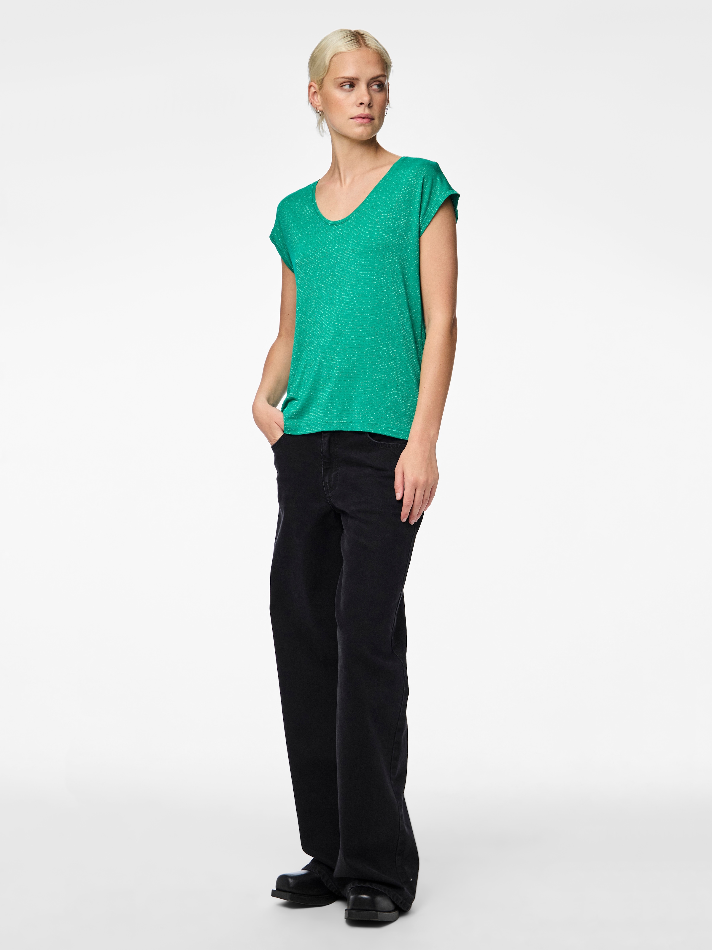 pieces Kurzarmshirt »PC BILLO« Viskosemischung, loose fit