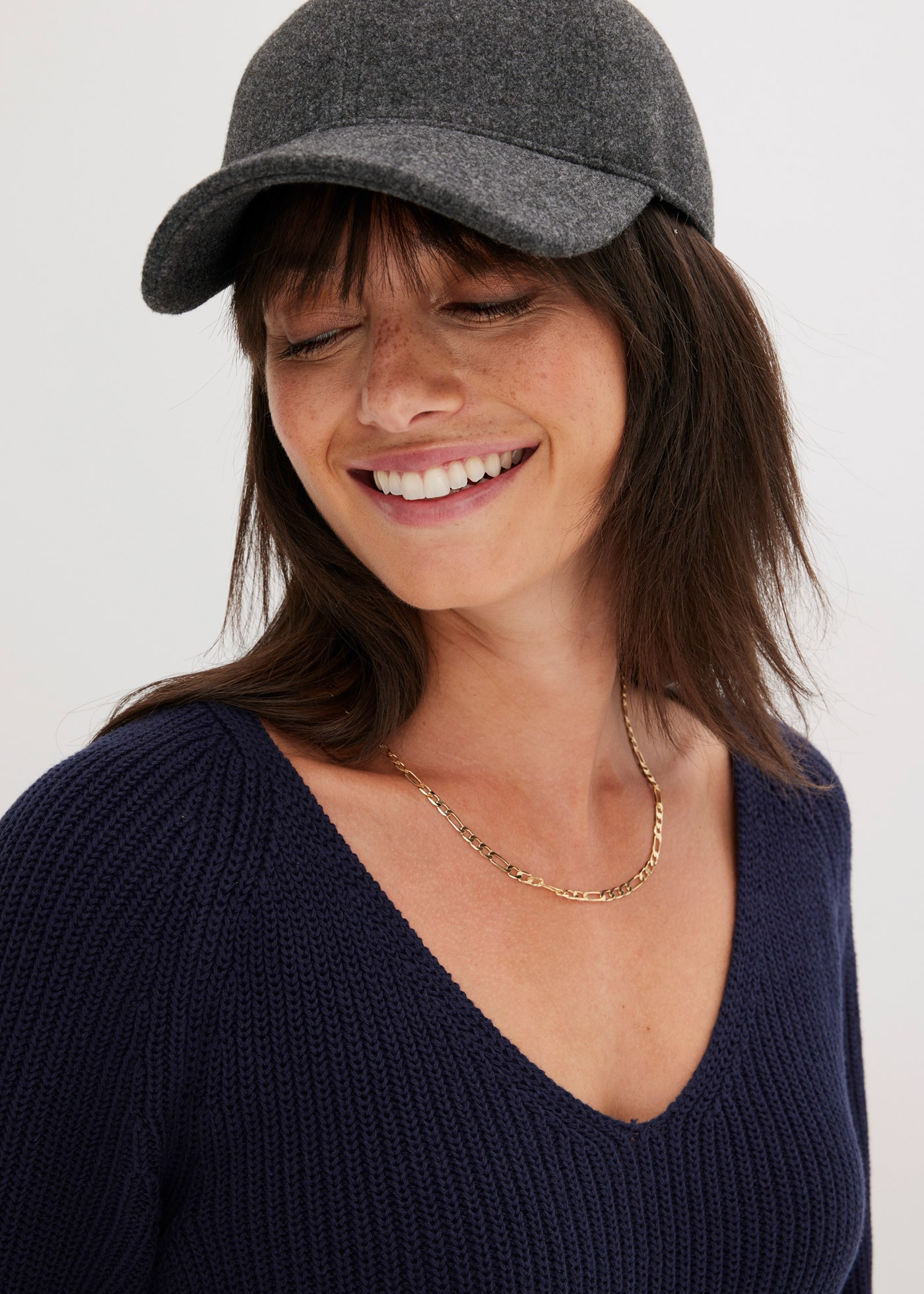 bonprix Strickpullover »Gerippter Pullover aus reiner Baumwolle« aus reiner Baumwolle, mit V-Ausschnitt, unifarben, lässige Passform