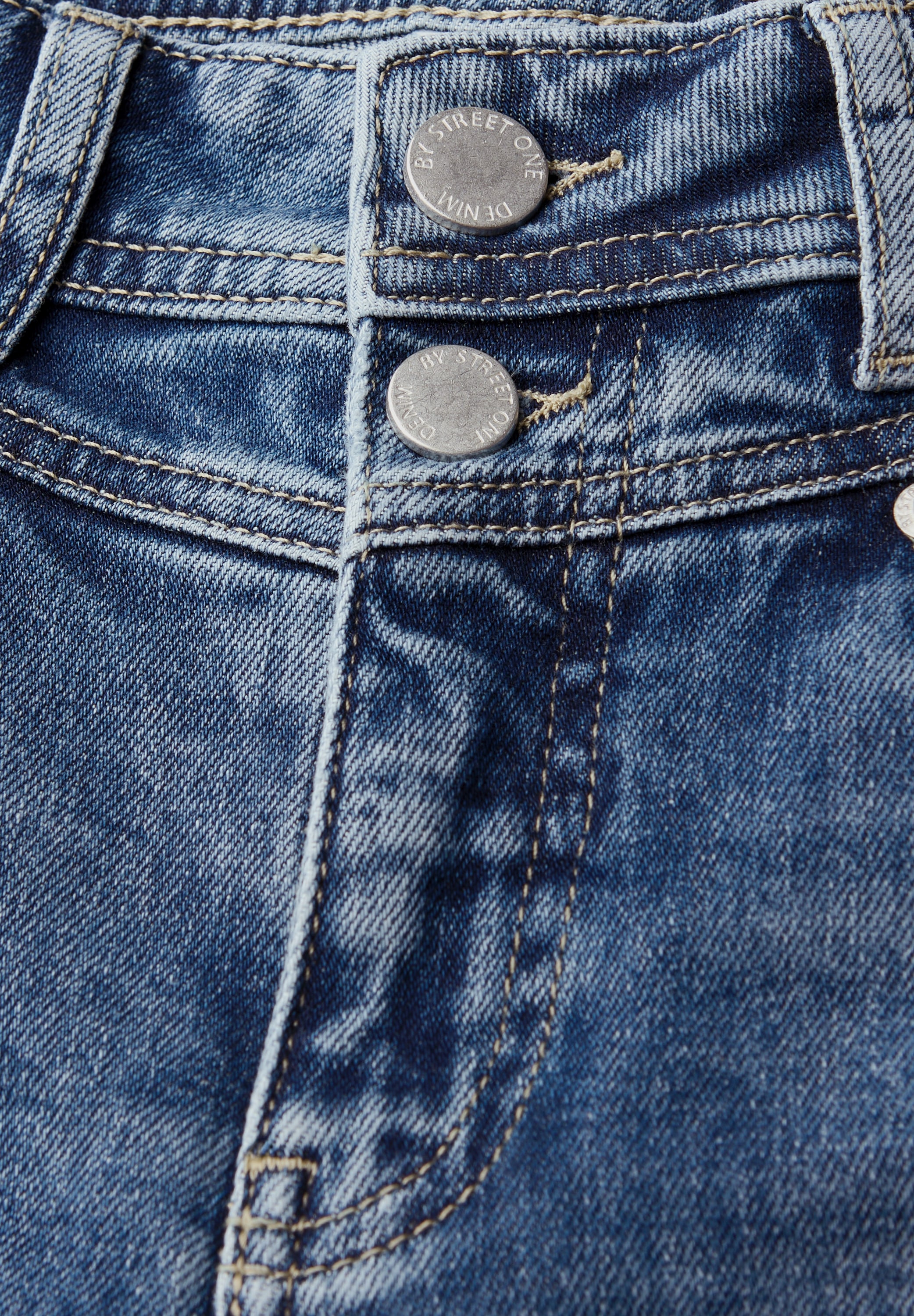 STREET ONE 5-Pocket-Jeans »Style Straight Leg«, mit Gallonstreifen und Stretch