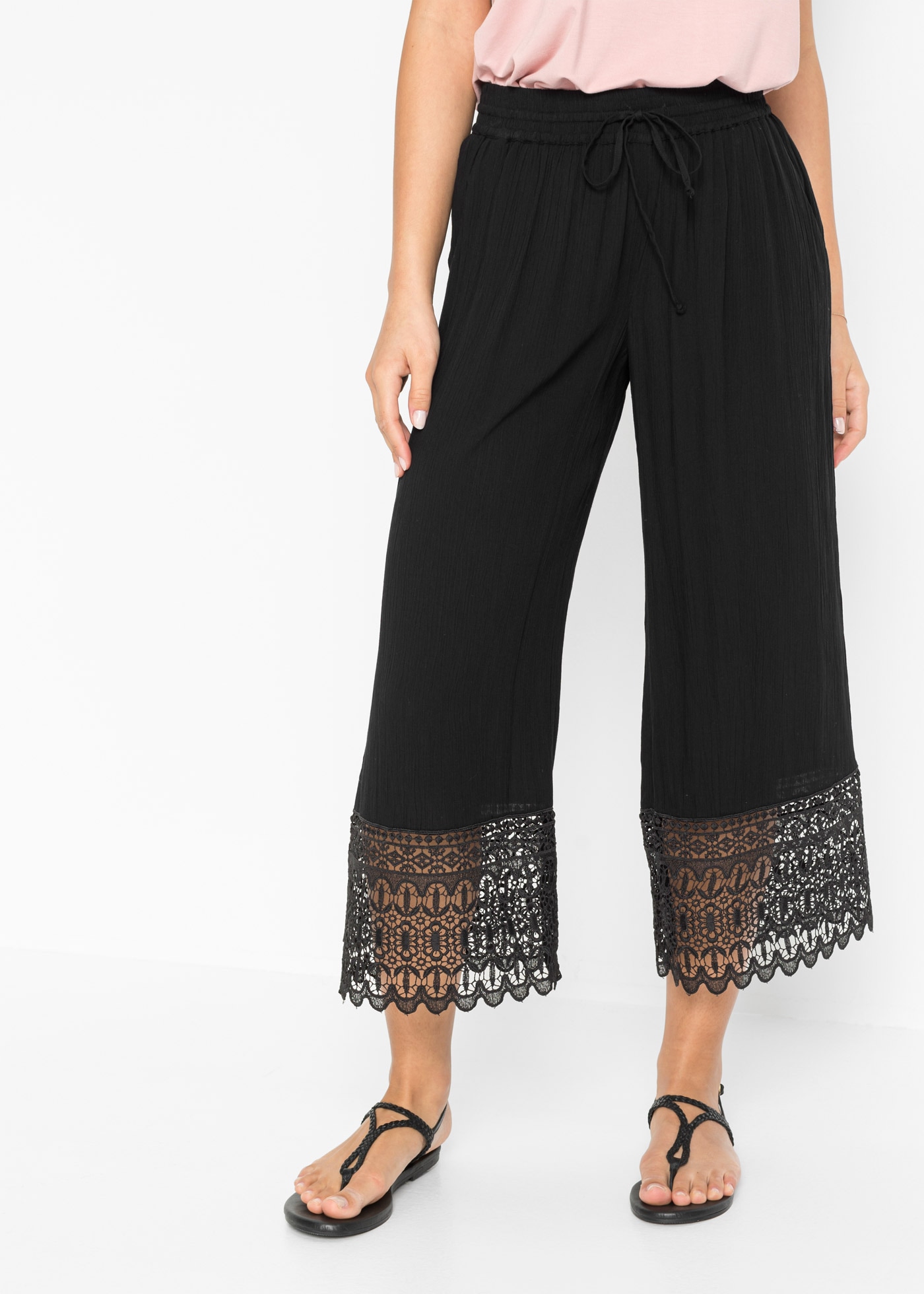bonprix Culotte  aus Viskose, mit Spitze, loose fit, feminin