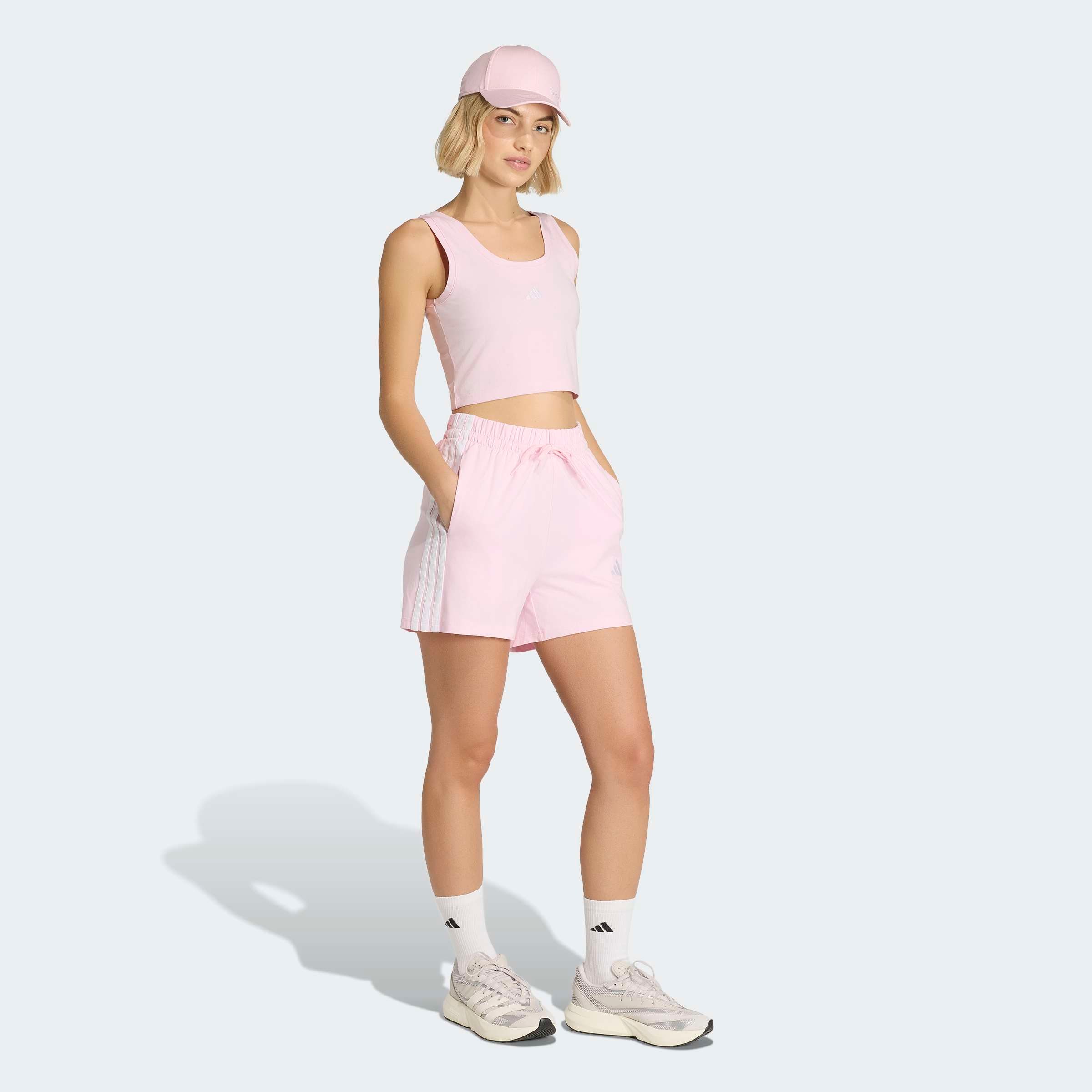 adidas Sportswear Tanktop »W SL SJ TK« schmale Passform, leichtes und luftiges Design