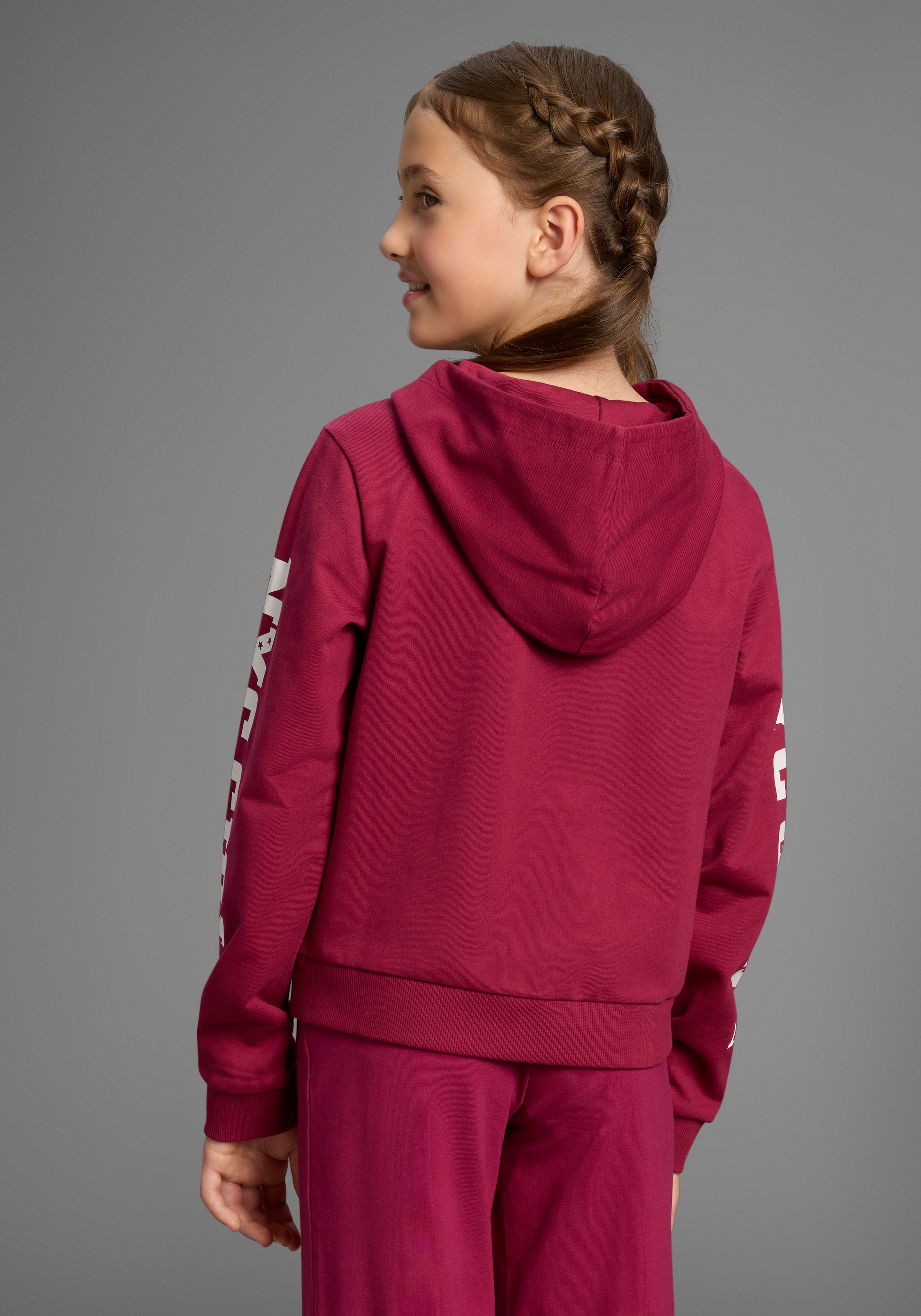 KIDSWORLD Kapuzensweatshirt »Shirt mit Ärmelprint«, Langarm, mit stylischem Print, mit Kapuze, aus Baumwolle