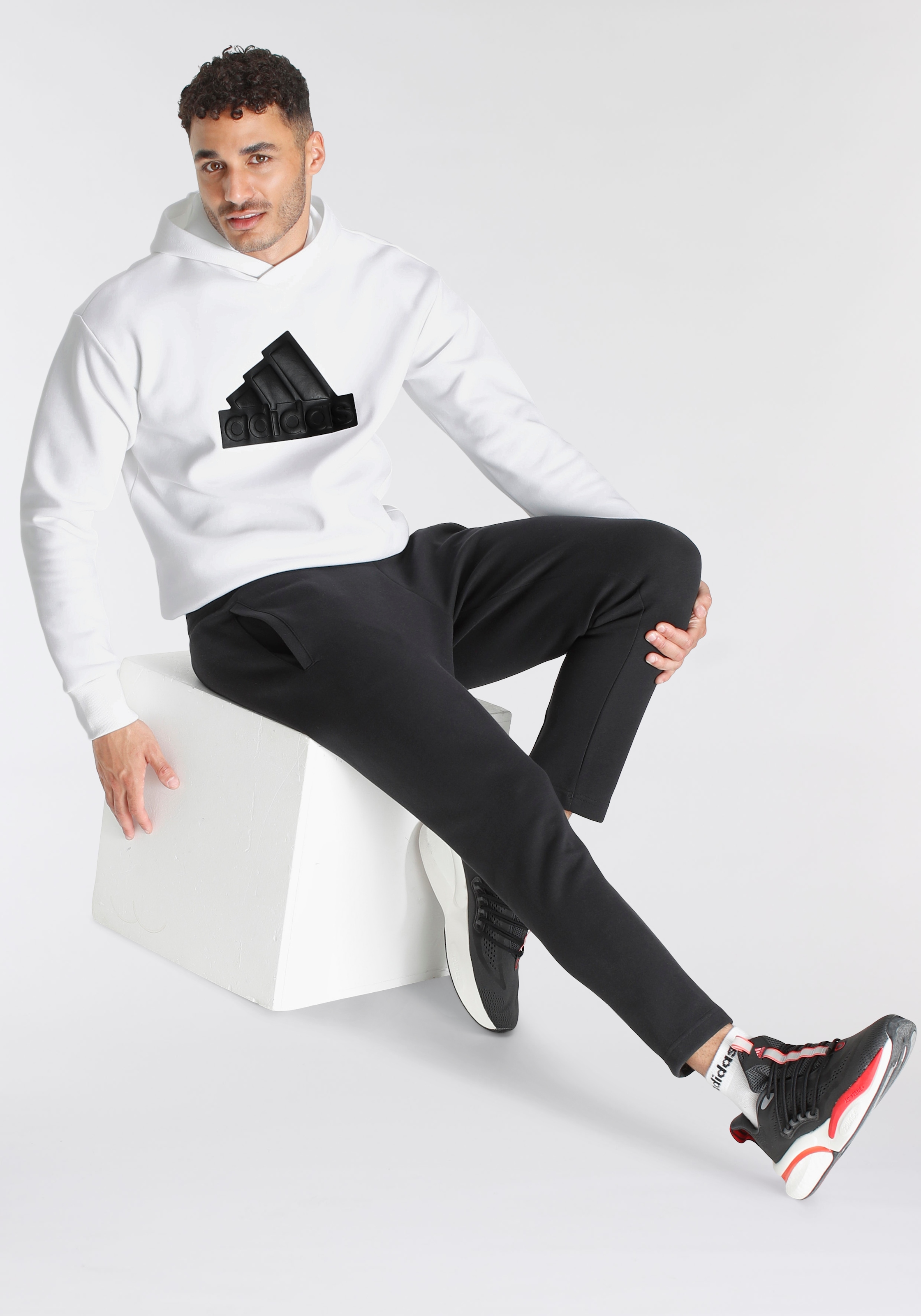 adidas Sportswear Sporthose »FUTURE ICONS BADGE OF SPORT HOSE«, (1 tlg.)  online shoppen bei OTTO