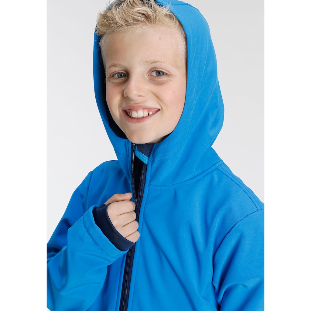 KIDSWORLD Softshelljacke »mit kontrastfarbenen Details«, mit Kapuze